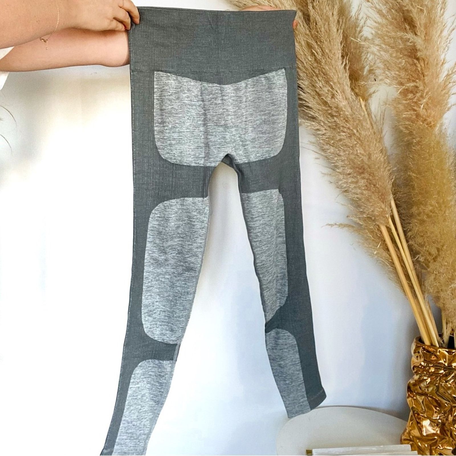 Nordstrom NEW Light Dark Grey Colorblock Stripe Knit High Rise Legging Size 26" / US 2 / IT 38 - 10 Thumbnail