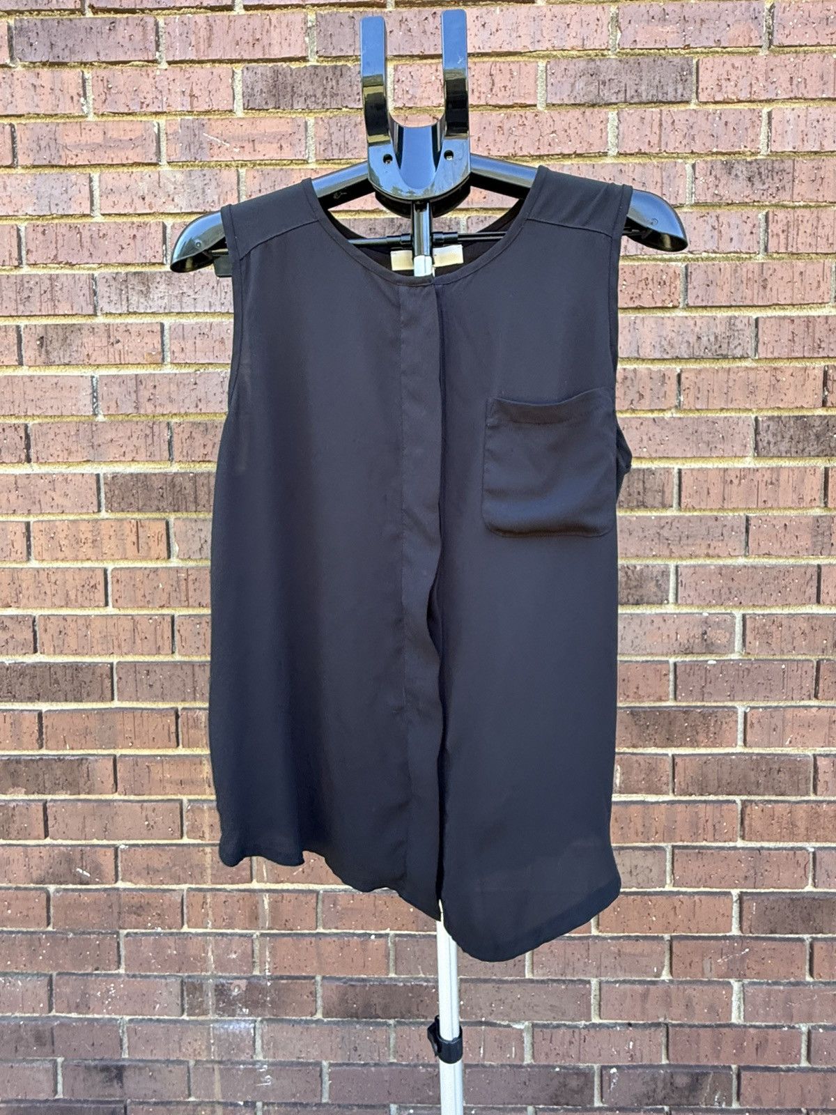 Loft Ann Taylor Loft Black Semi Sheer Chiffon Sleeveless Top Size L / US 10 / IT 46 - 2 Thumbnail