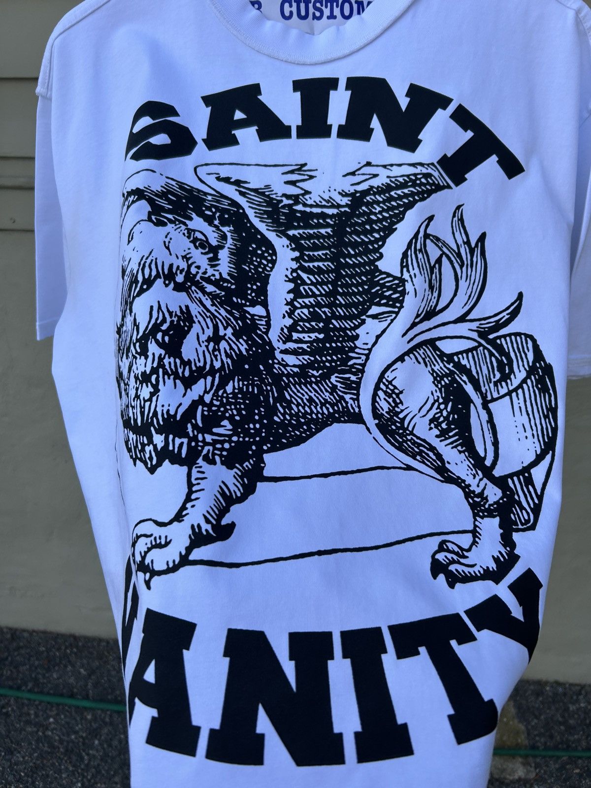 Saint Vanity Saint Vanity white griffin tee Size US L / EU 52-54 / 3 - 3 Thumbnail