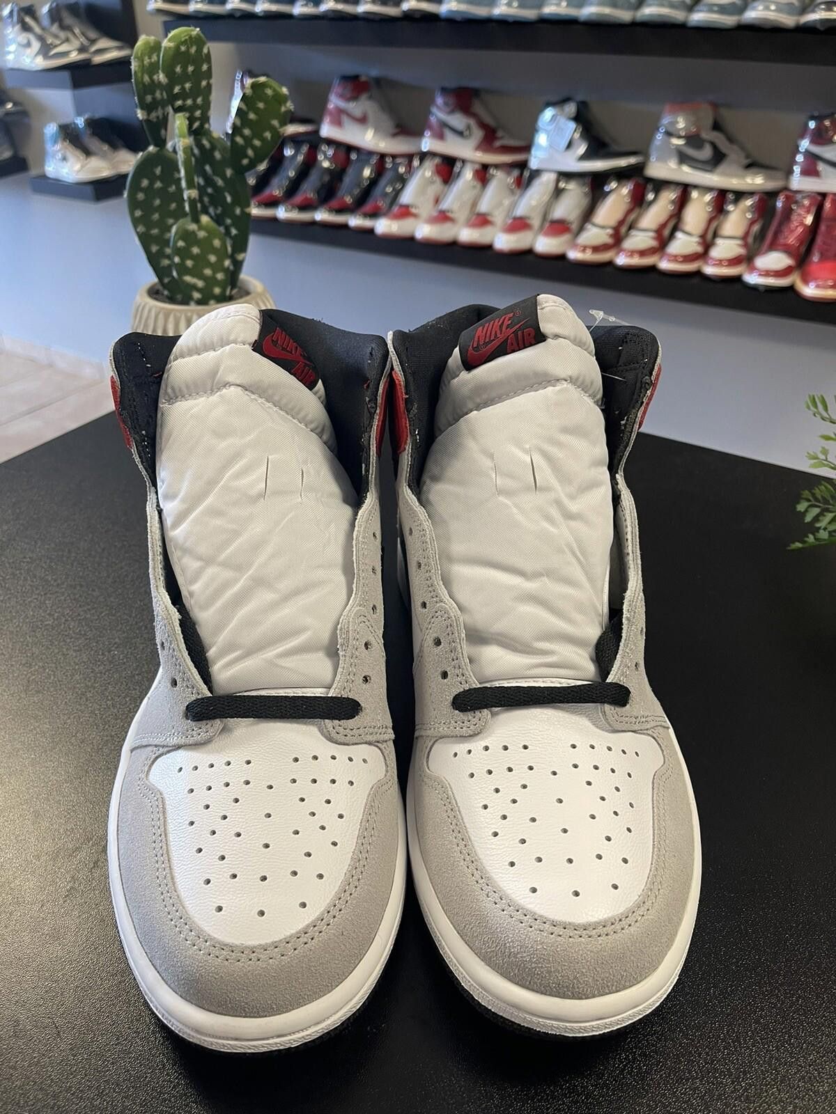 Jordan Brand Size 10 - Jordan 1 Retro High OG Smoke Gray 2020 Brand New Size US 10 / EU 43 - 2 Thumbnail