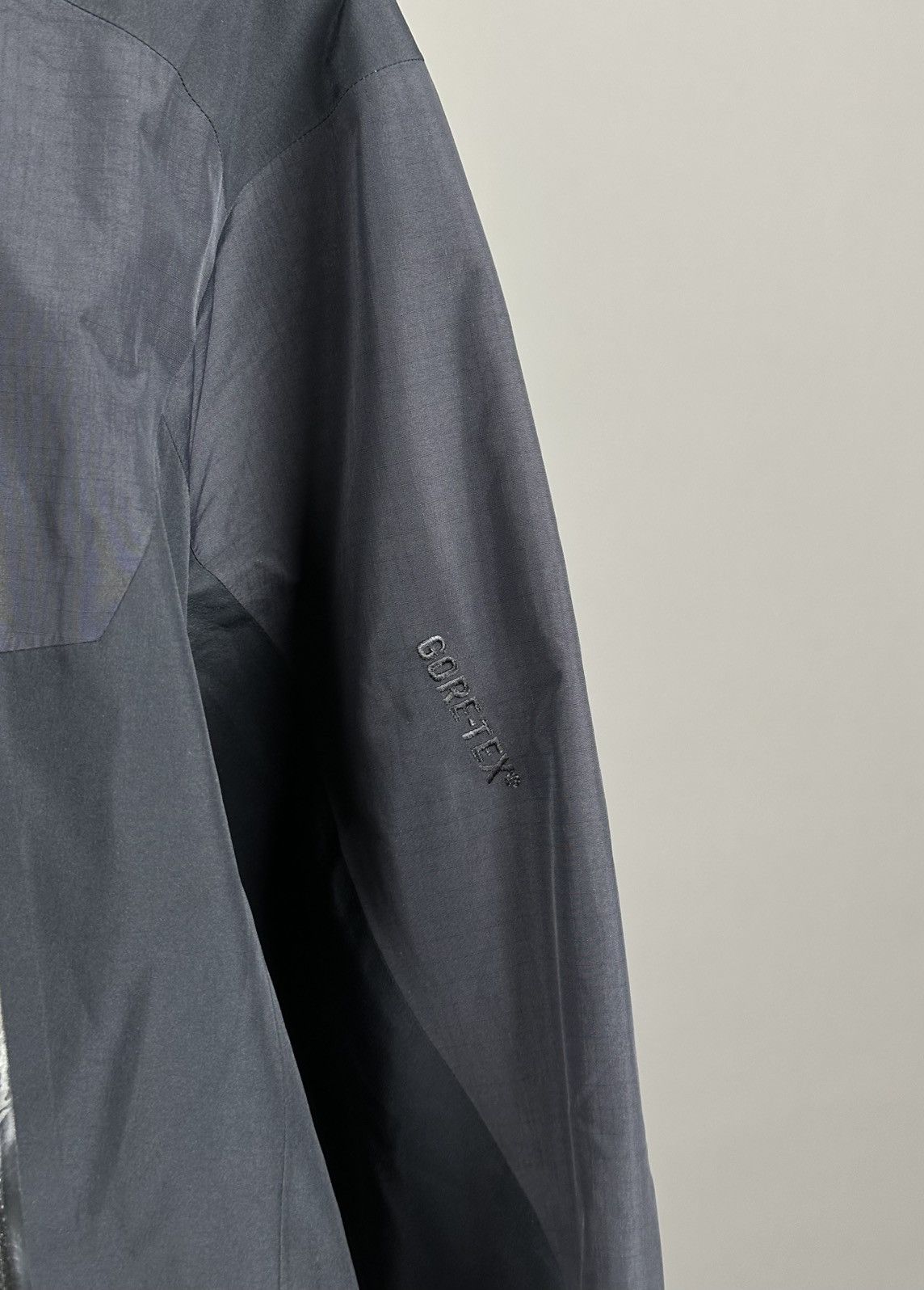 Arc'teryx ARC’TERYX - GORE-TEX BETA LT HYBRID 2013 - MOUNTAIN JACKET Size US M / EU 48-50 / 2 - 5 Thumbnail