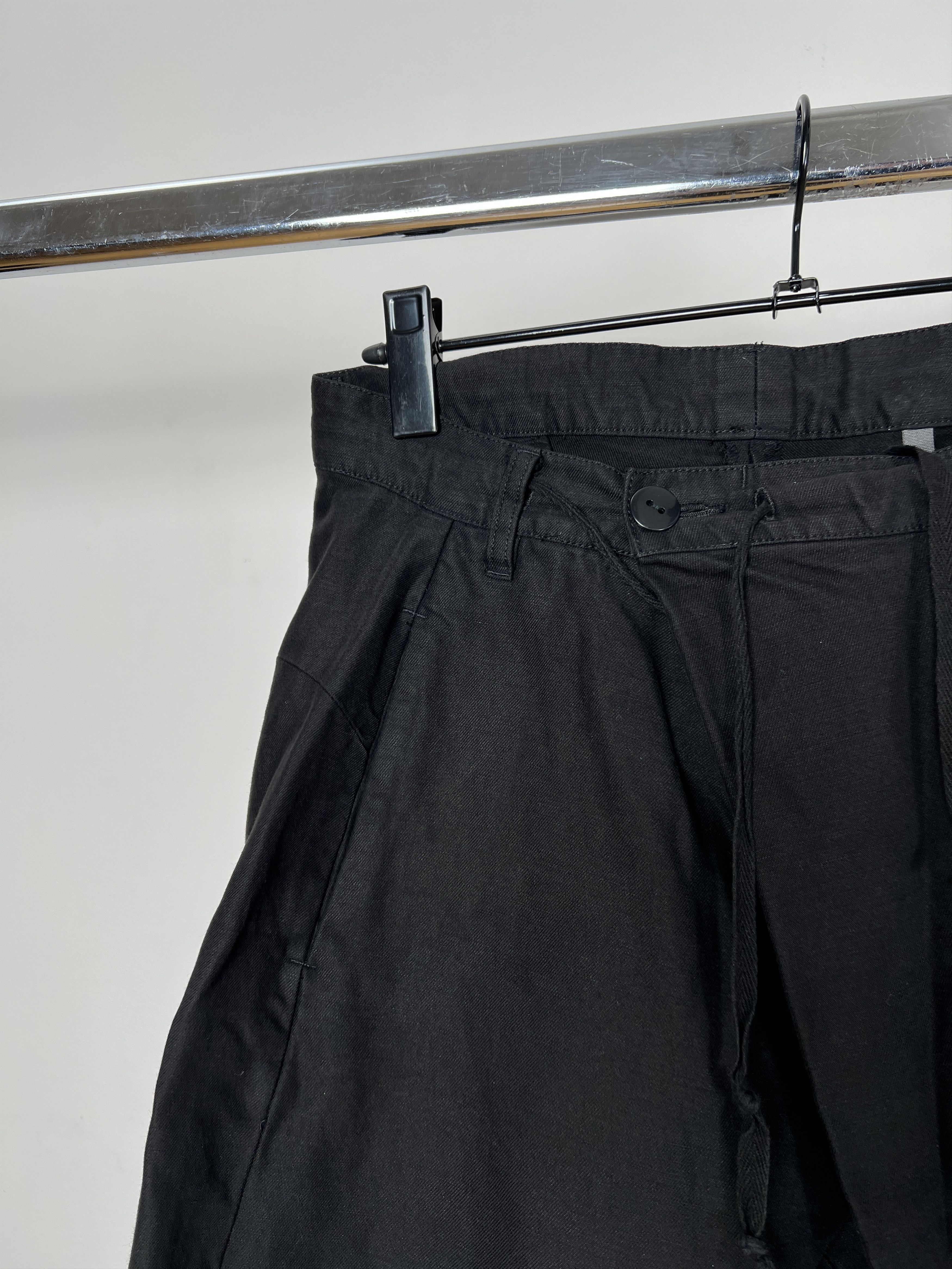 Kazuyuki Kumagai Attachment Kazuyuki Kumagai Attachment Cropped Abstract Pants Size US 31 - 16 Thumbnail