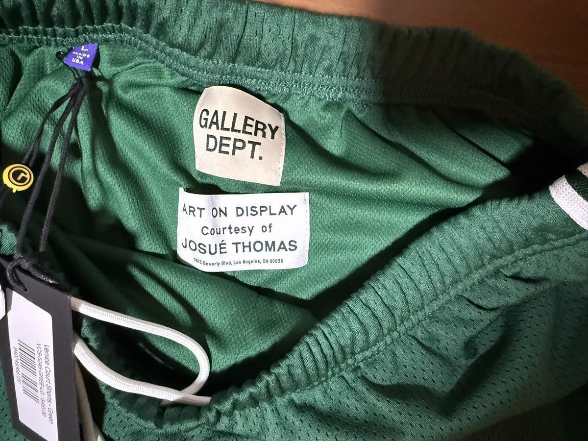 Gallery Dept. GALLERY DEPT. VENICE COURT SHORTS GREEN LOGO MESH Large Size US 34 / EU 50 - 4 Thumbnail