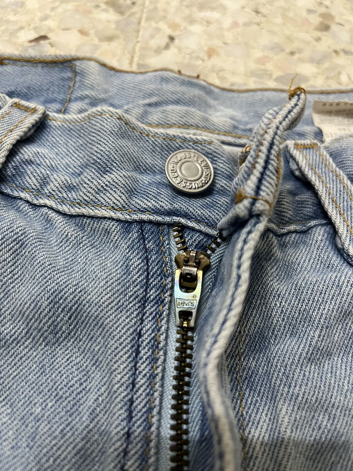 Levi's Vintage 90s Levi’s 517 boot cut light blue wash Size US 27 - 3 Thumbnail