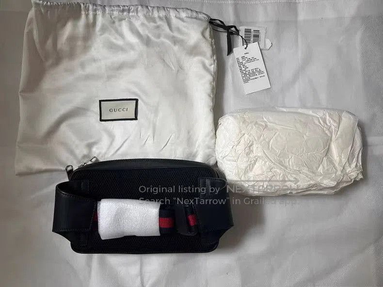 Gucci Black Tiger Print Small Zip Pouch. Size ONE SIZE - 2 Thumbnail