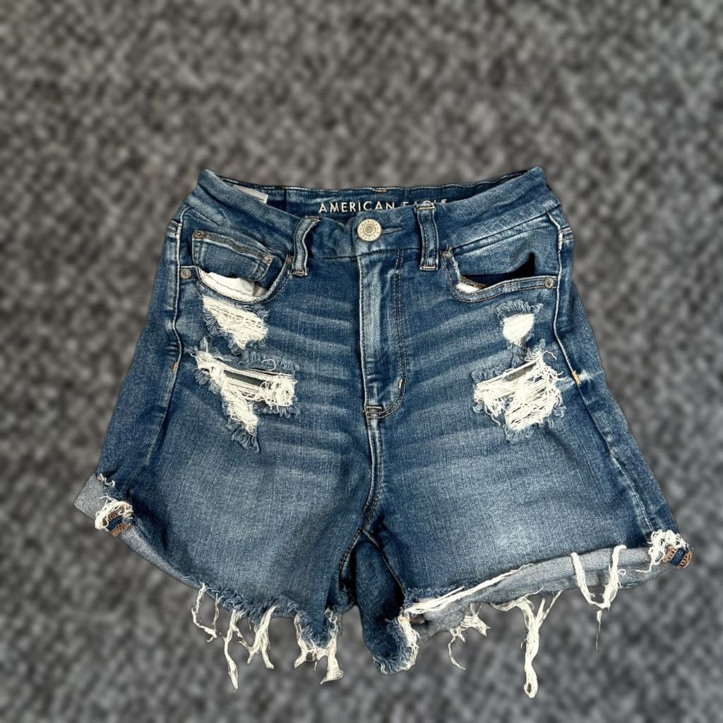 American Eagle Outfitters VINTAGE American Eagle Women’s Shorts Casual Denim High Rise Stretch Distressed 4-Inch Inseam Size 27" / US 4 / IT 40 - 1 Thumbnail