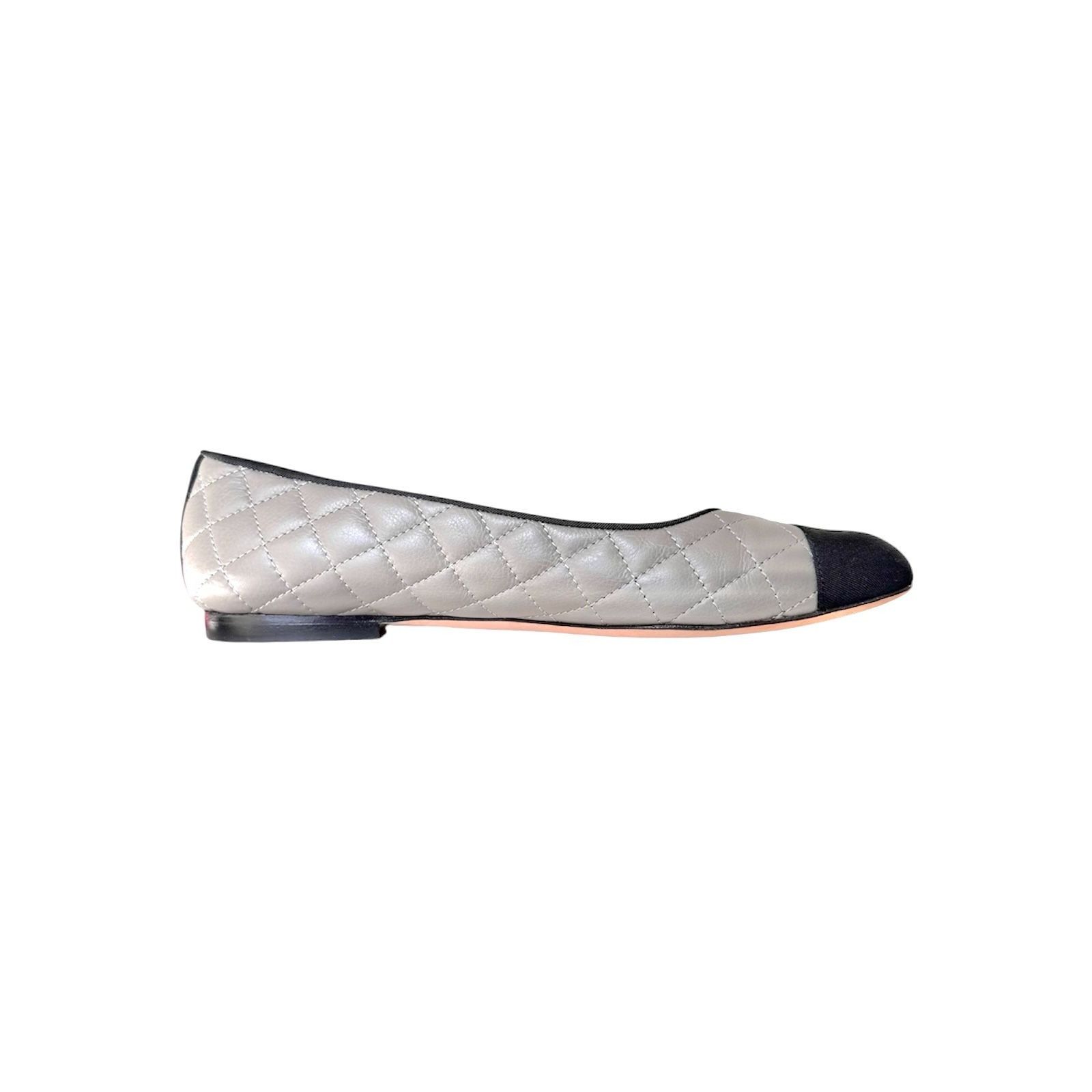 Chanel Chanel CC Quilted Cap Toe Ballet Flats Gray Black Leather EU Size US 6.5 / IT 36.5 - 8 Thumbnail