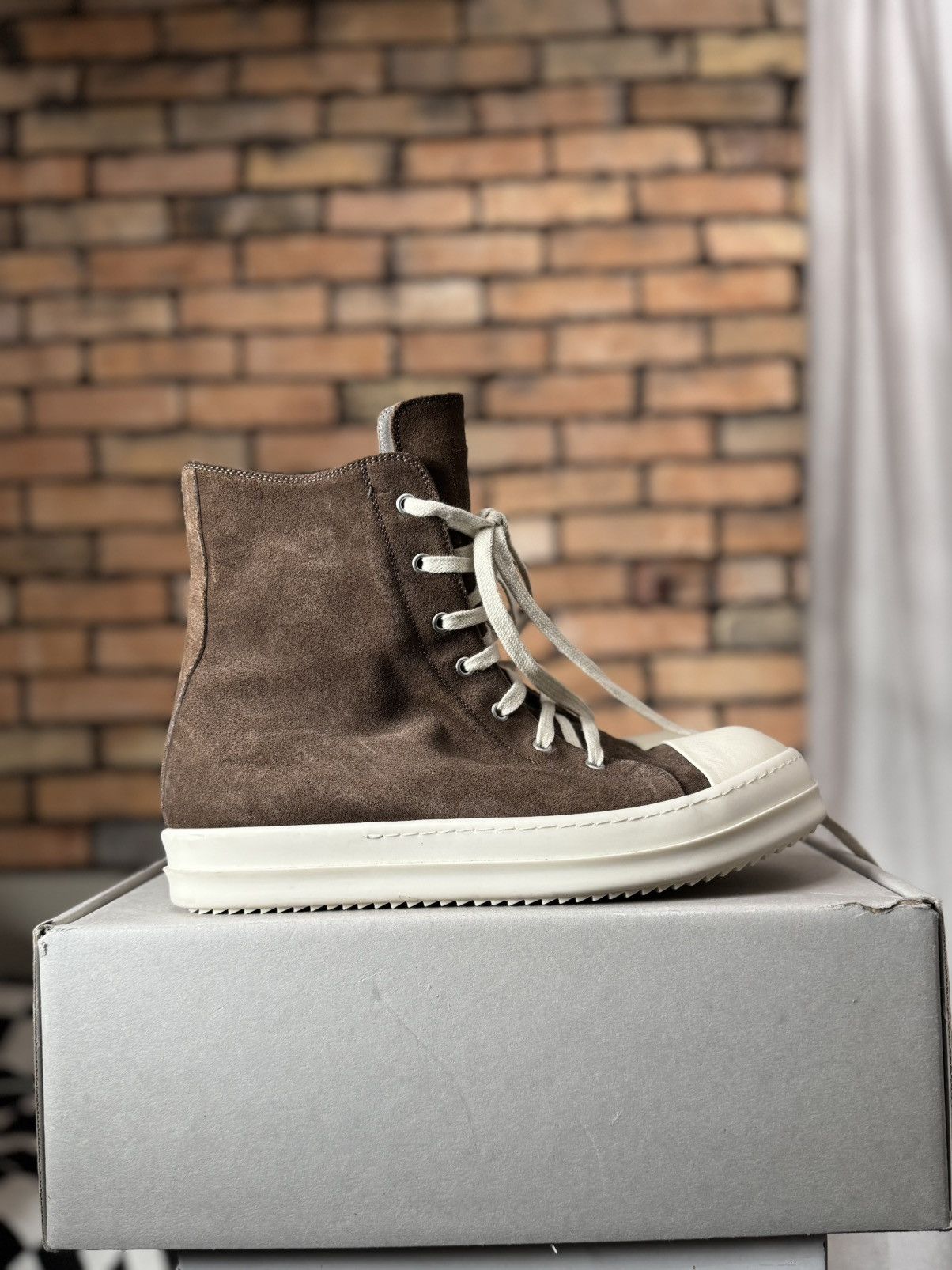 Rick Owens RAMONES MAINLINE NUBUCK BULL LEATHER SNEAKERS Size US 10 / EU 43 - 1 Thumbnail
