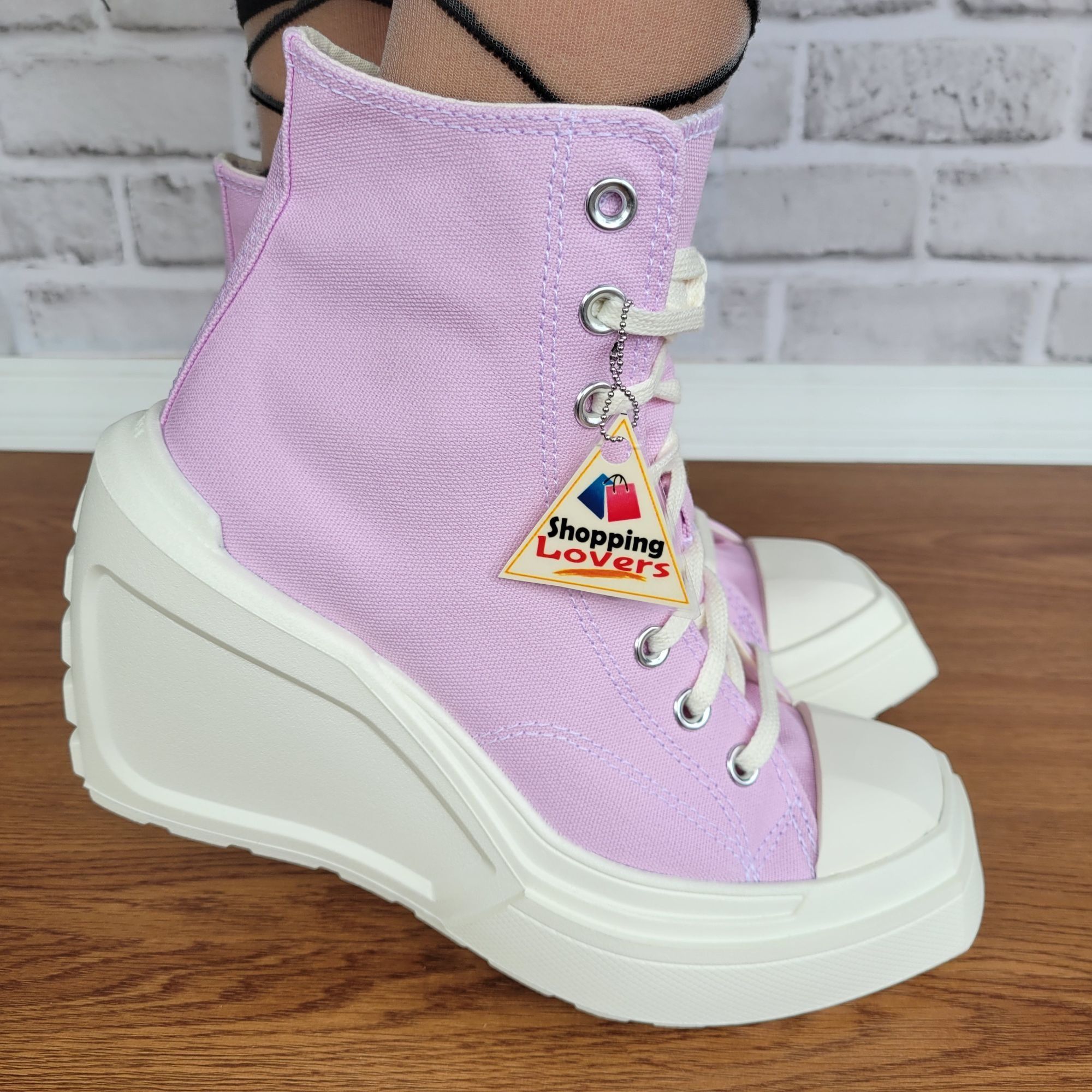 Converse ❤️❤️Converse Chuck 70 De Luxe Wedge Platform Hi Shoes 9.5 Pu Size US 9.5 / IT 39.5 - 8 Thumbnail
