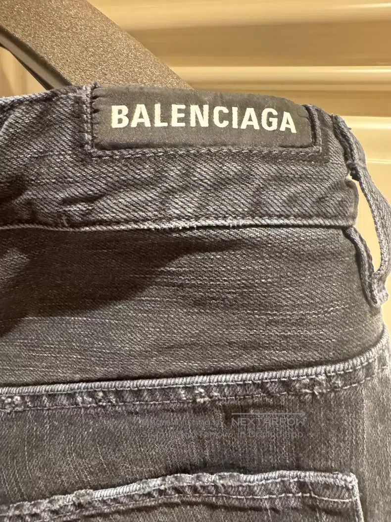 Balenciaga Balenciaga size S Drawstring Wide Leg Destroyed Denim Pant Size US 27 - 5 Thumbnail