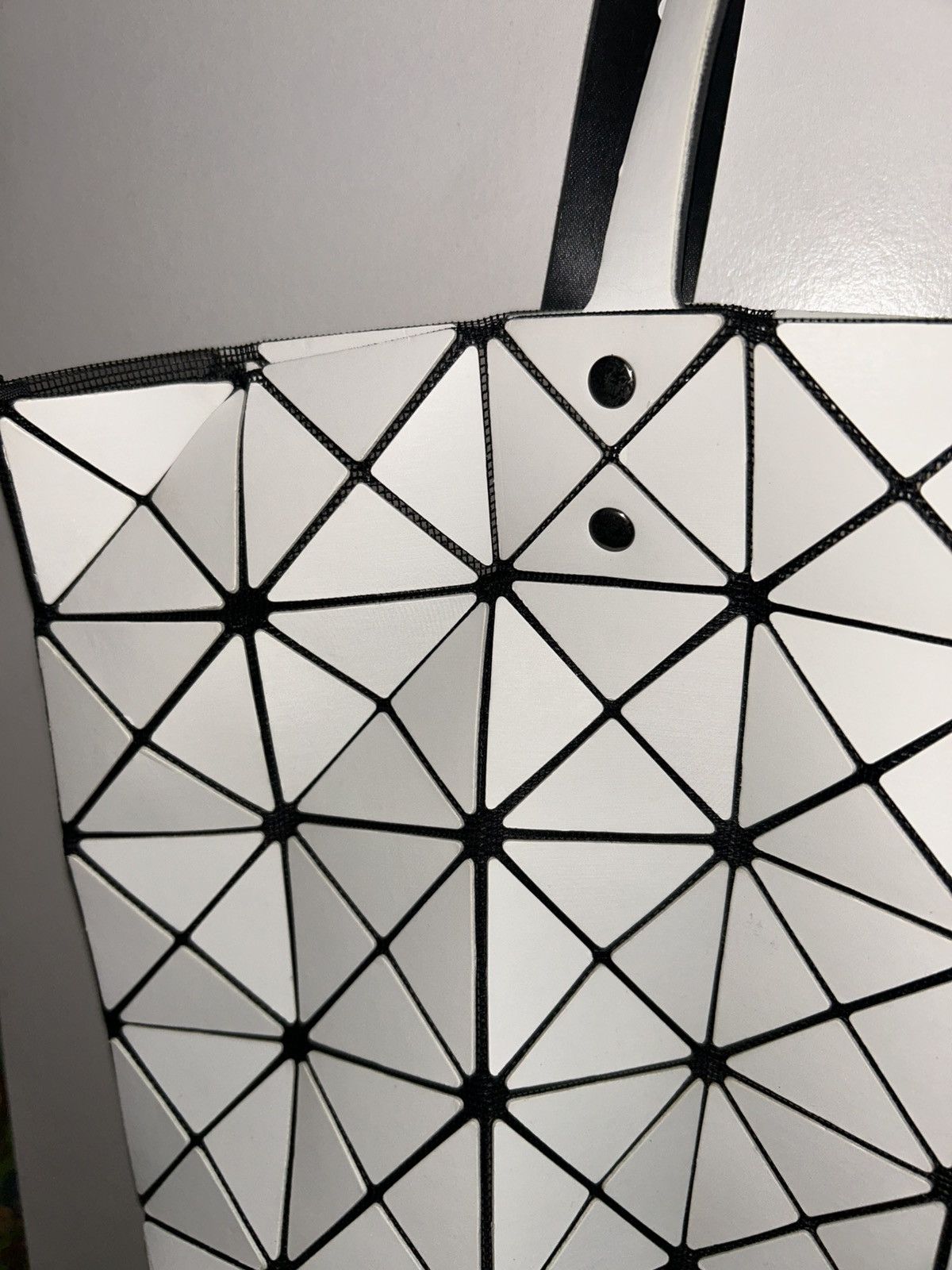 Issey Miyake Bao Bao Lucent Geometric-Pattern Tote Bag Size ONE SIZE - 12 Thumbnail