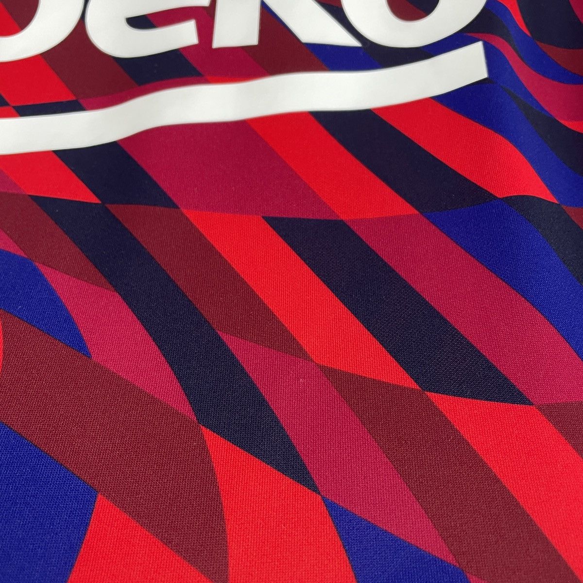 Nike Barcelona Pre-Match Nike Jersey Shirt Men 2020/2021 size L Size US L / EU 52-54 / 3 - 6 Thumbnail