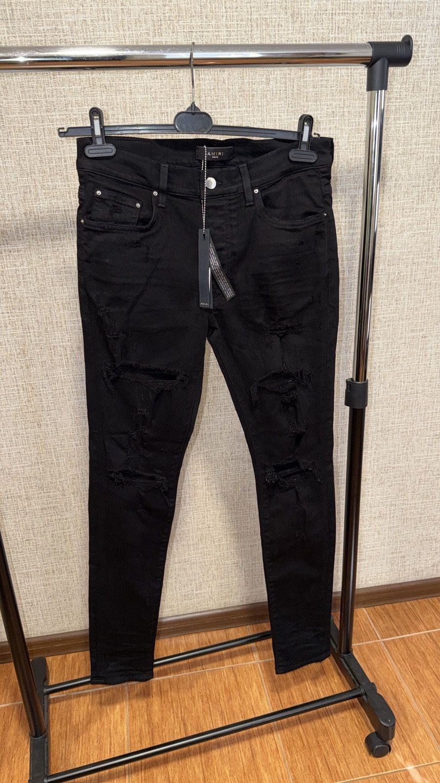 Amiri AMIRI THRASHER PLUS BLACK DISTRESSED SLIM FIT JEANS Size US 32 / EU 48 - 1 Thumbnail