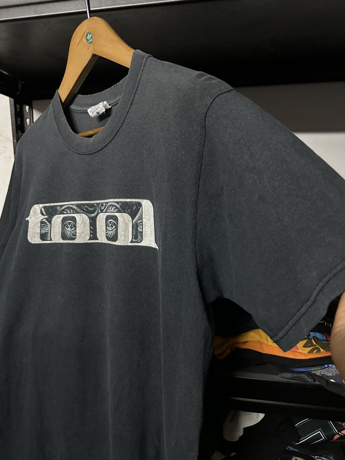 Band Tees × Vintage Vintage Tool Band Tour Sun Faded Tee Size US M / EU 48-50 / 2 - 6 Thumbnail