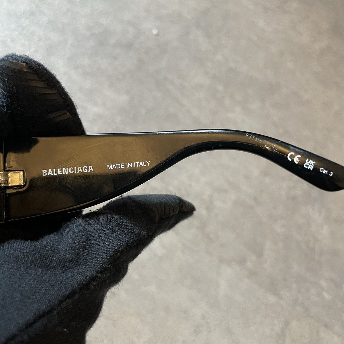 Balenciaga Balenciaga Wide D Frame Sunglasses Size ONE SIZE - 6 Thumbnail