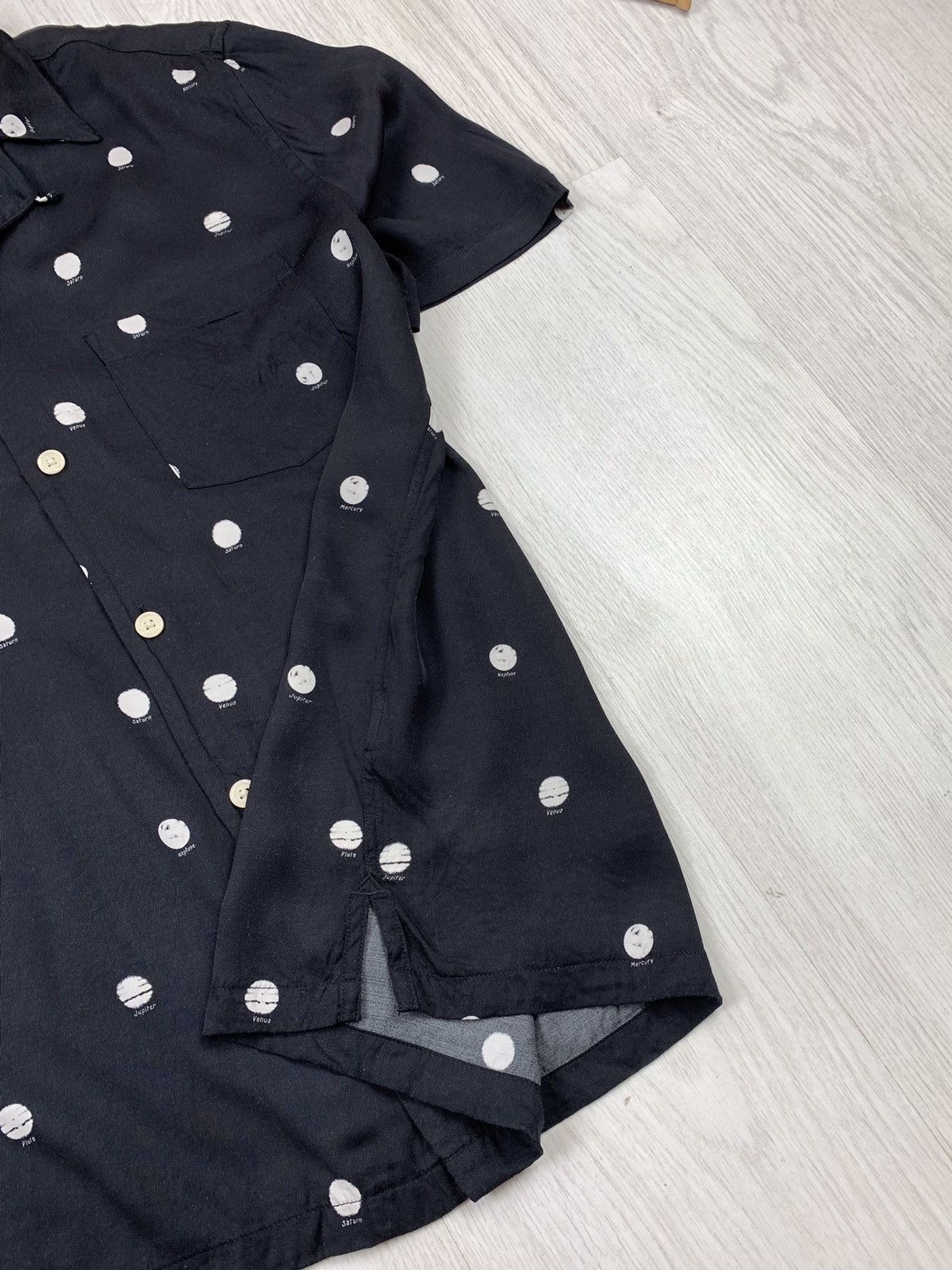 Allsaints Allsaints Planet Dot Short Sleeve Button Shirt Size S Size US S / EU 44-46 / 1 - 6 Thumbnail