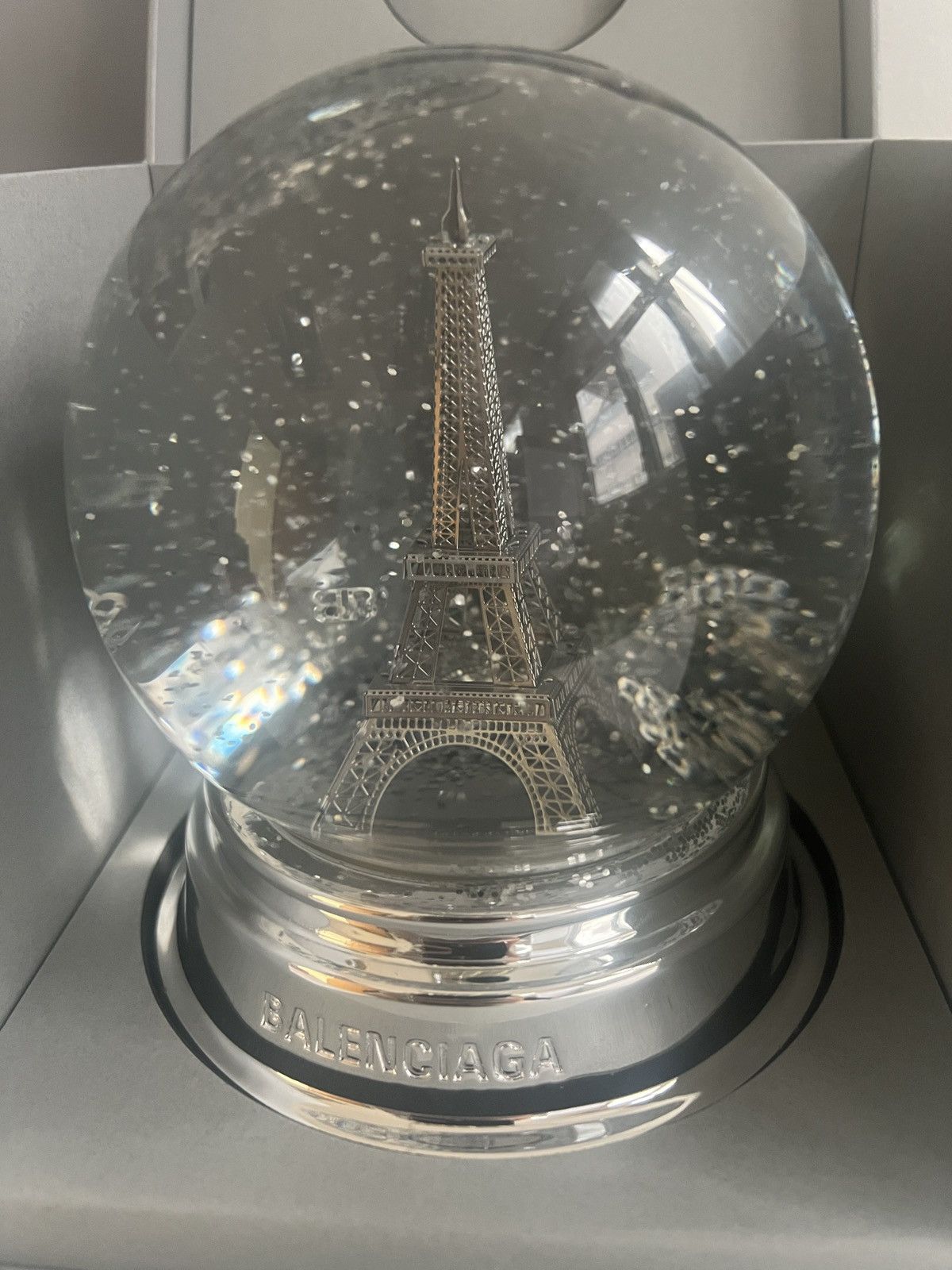 Balenciaga ❄️☃️ Balenciaga Objects Eiffel Tower Snow Globe Size ONE SIZE - 3 Thumbnail