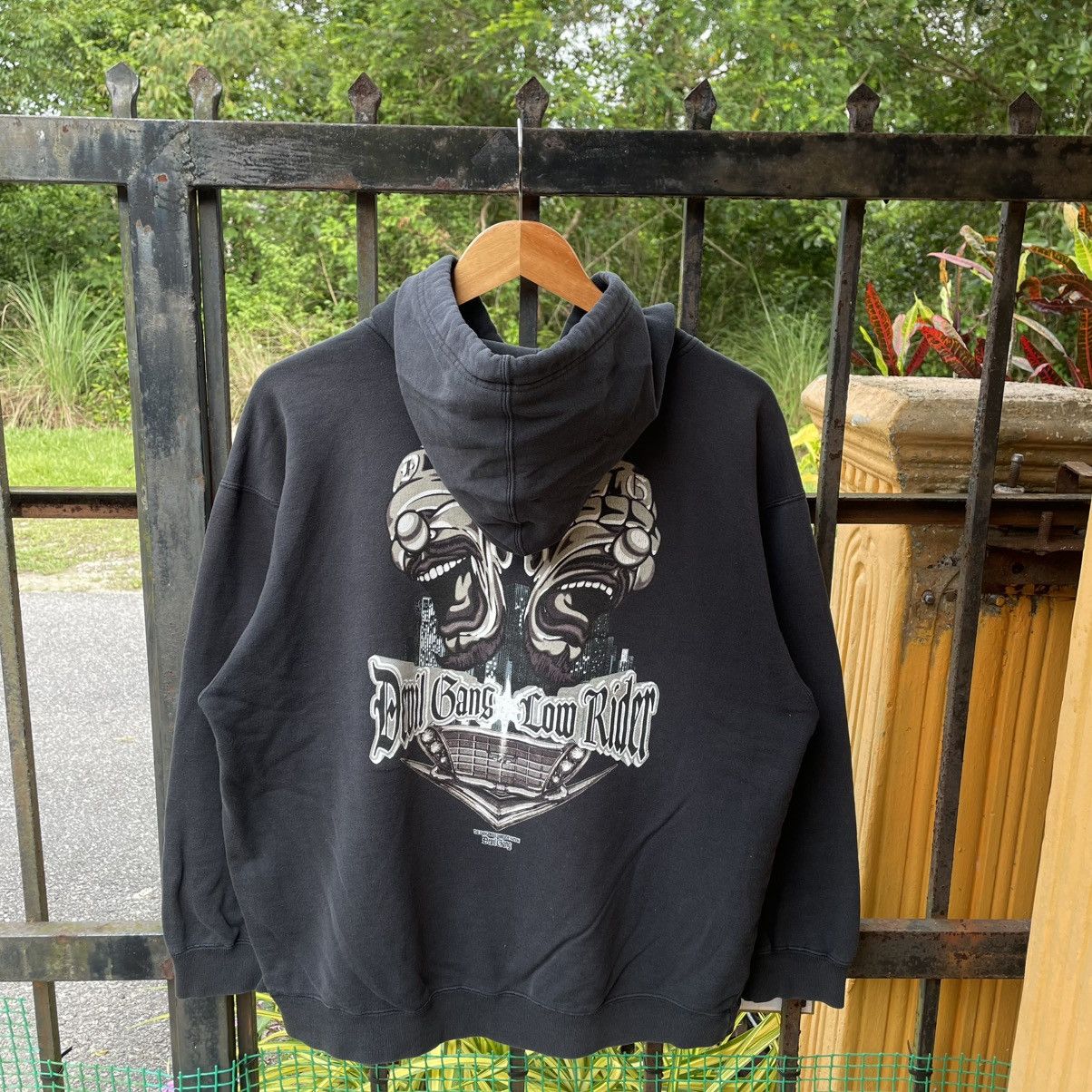 Japanese Brand × Vintage × Welcome Skateboards 🔥Vintage 90s Devil Gang Skateboard Pullover Sweater Hoodie Size US M / EU 48-50 / 2 - 1 Thumbnail
