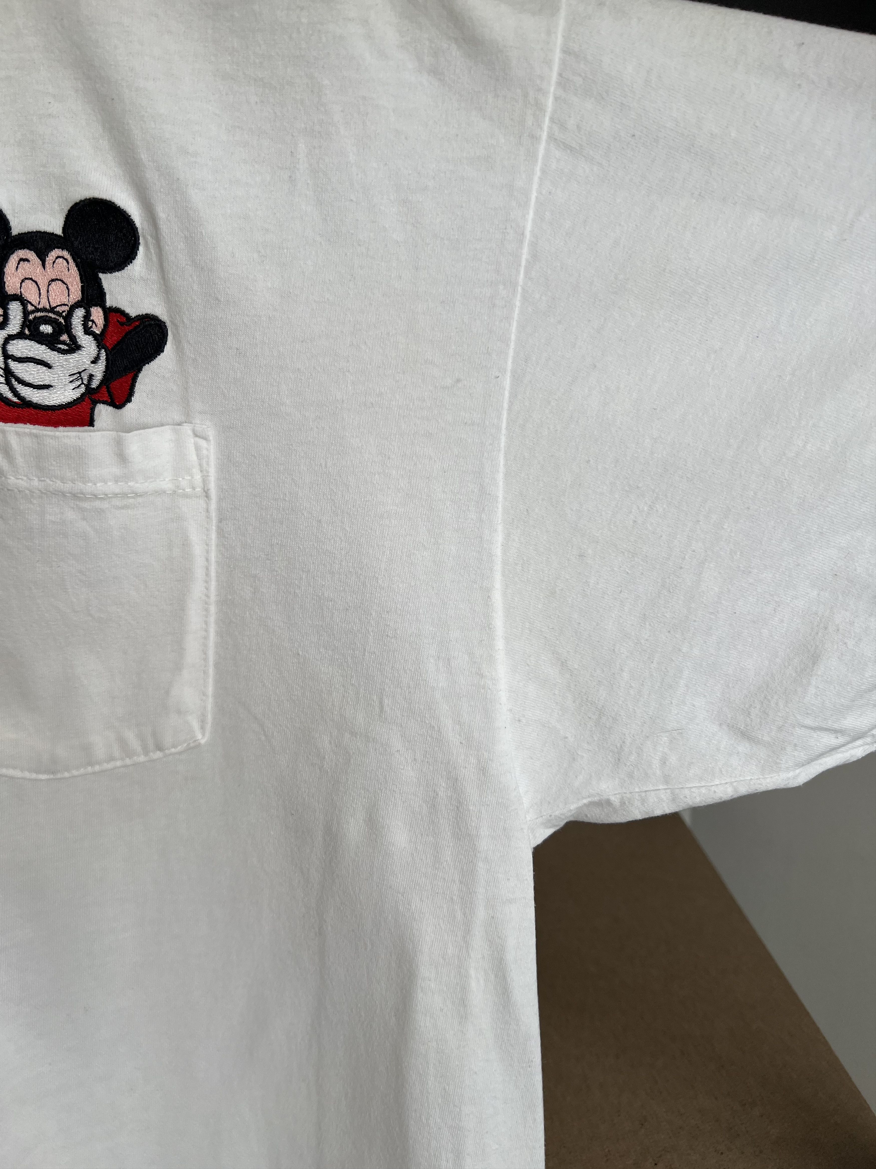 Disney Vintage 90s Disney Mickey Mouse Minnie Mouse Pocket T-shirt Size US XL / EU 56 / 4 - 11 Thumbnail