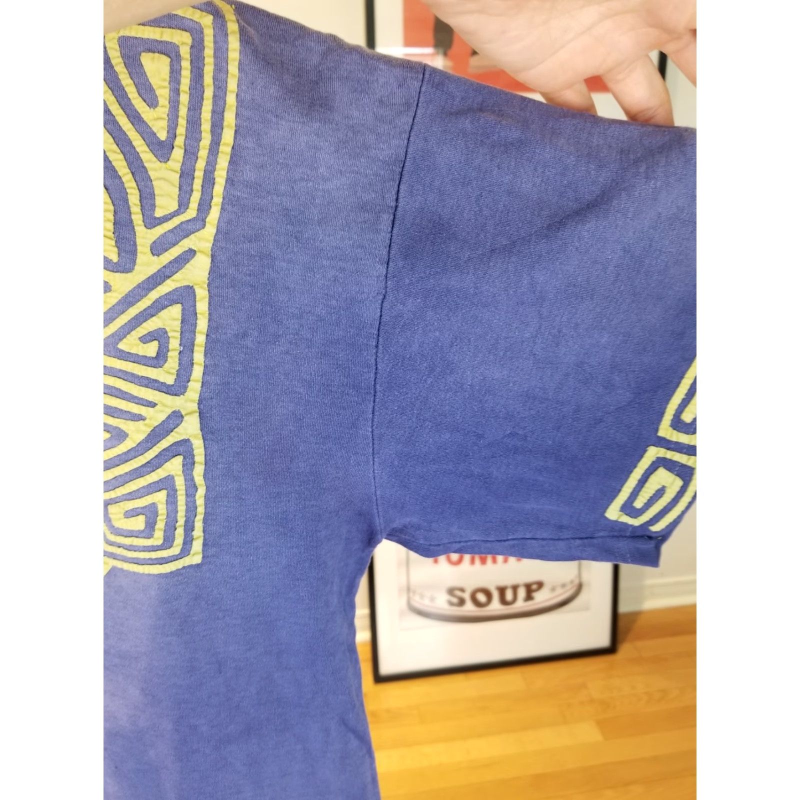 Vintage VINTAGE 90' SUN FADED TRIBAL ETHNIC PATTERN GEOMETRIC AZTEC BLUE T-SHIRT SZ XL Shirt Men XL Blue 90s Vintage AZTEC Tribal Geometric Sun Fade T-Shirt Size US XL / EU 56 / 4 - 6 Thumbnail