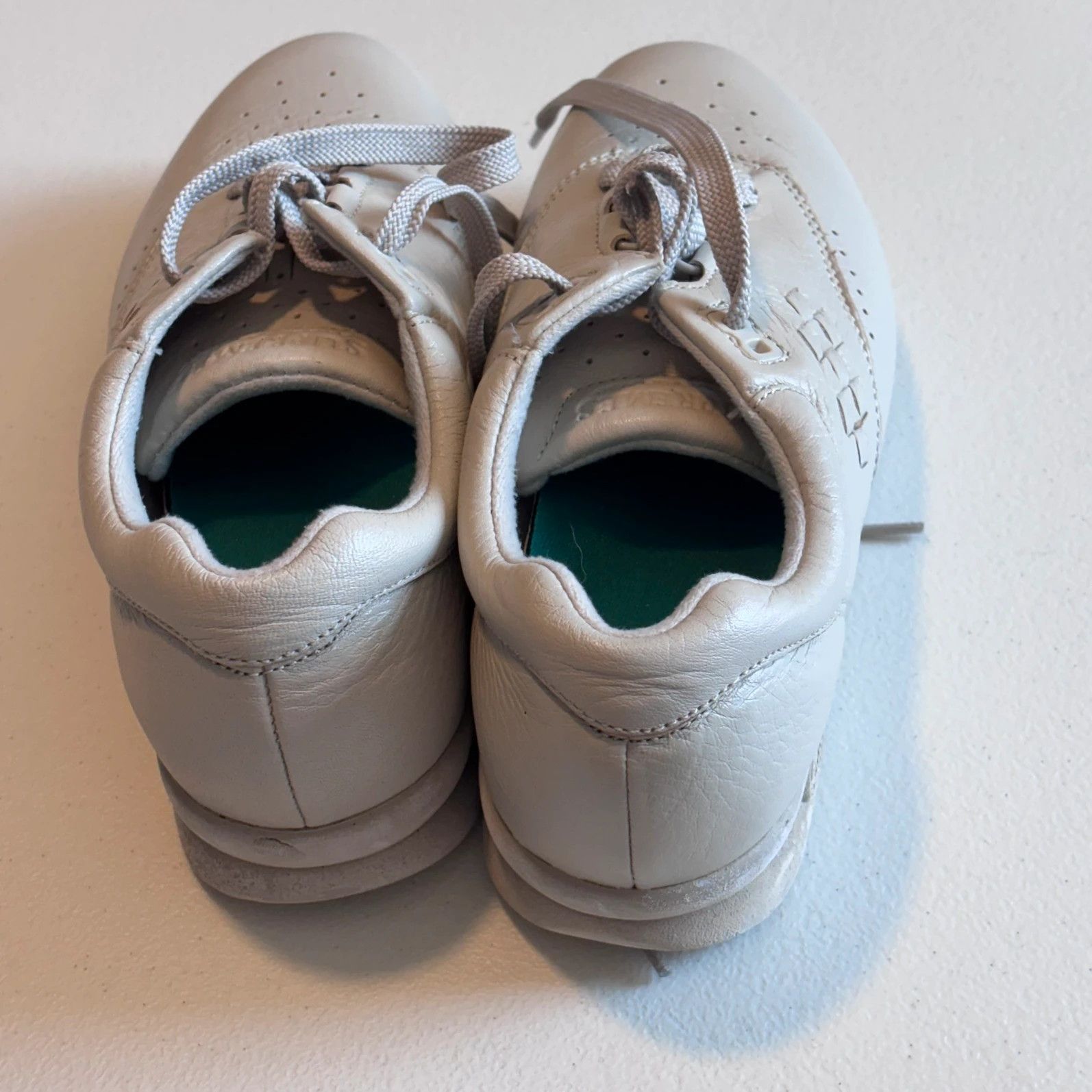 Designer Supremes Soft Spots Marathon Shoes Women 7N Size US 7 / IT 37 - 7 Thumbnail