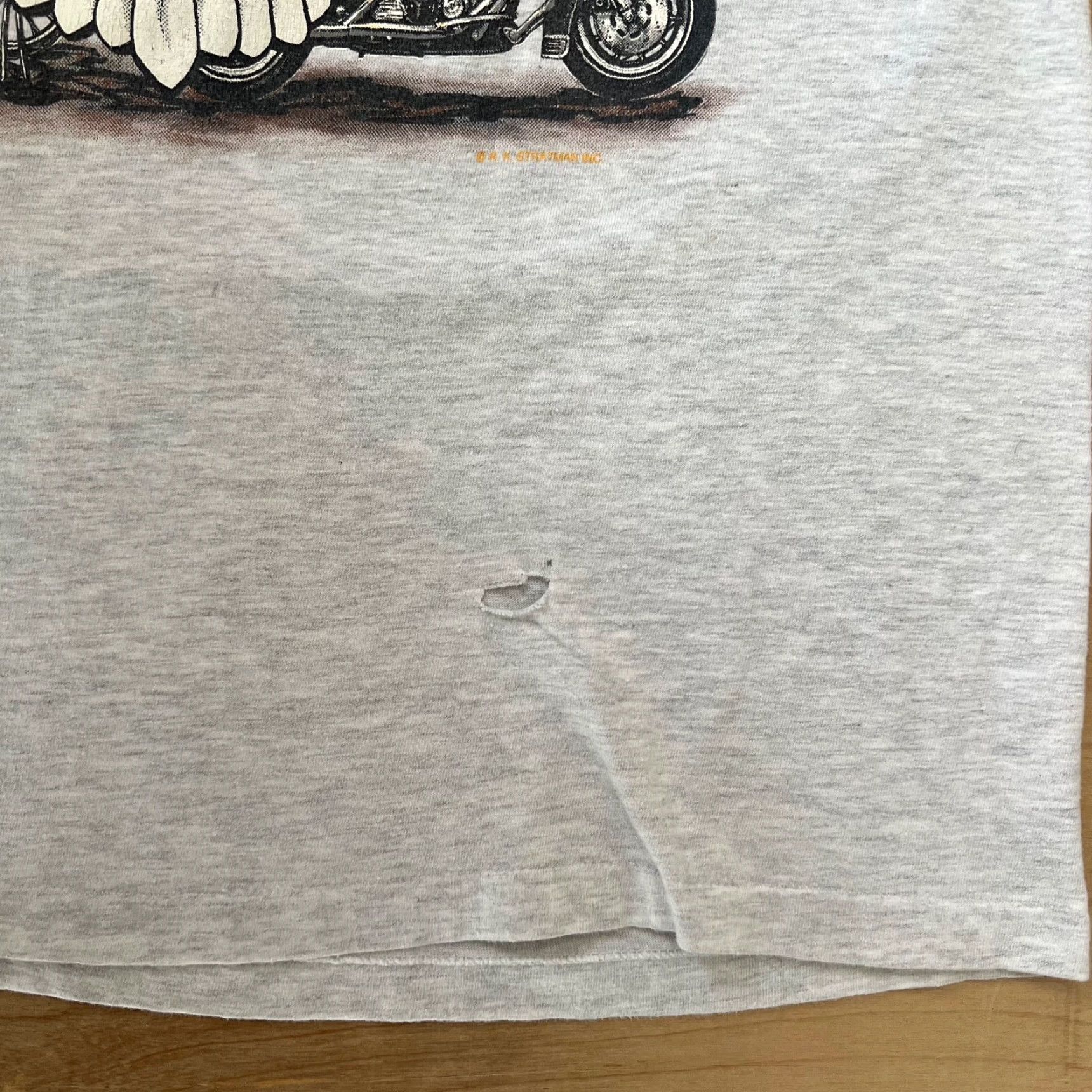 Harley Davidson VINTAGE Harley-Davidson Shirt L Gray 90s Final Assembly Plant Biker Eagle Art Shirt Mens 90s Harley-Davidson USA Cartoon Ice Age Logo Size US L / EU 52-54 / 3 - 4 Thumbnail
