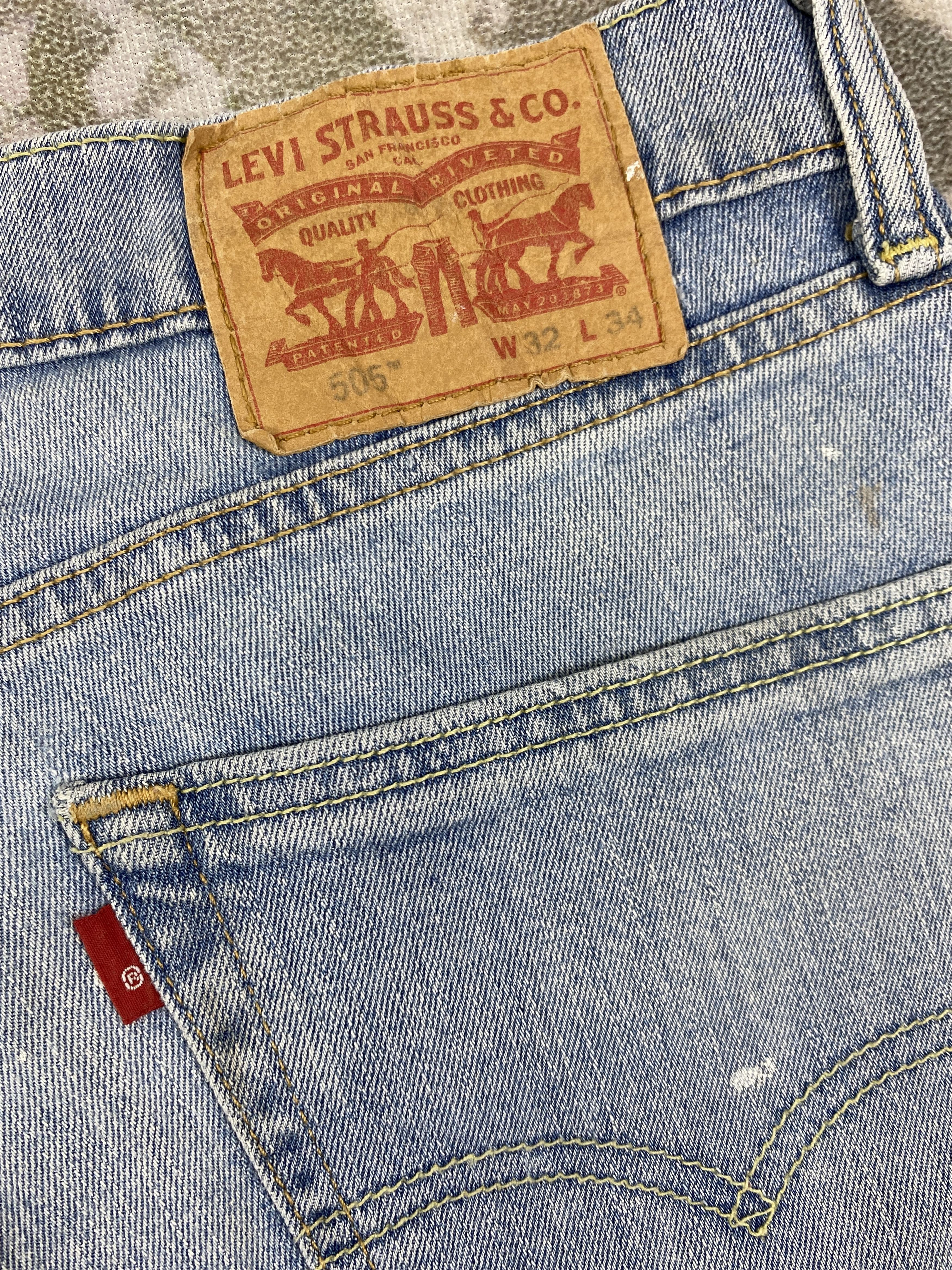 Levi's Light Blue Wash Vintage Levi's 505 33x35 Denim -JN1904 Size US 33 - 13 Thumbnail