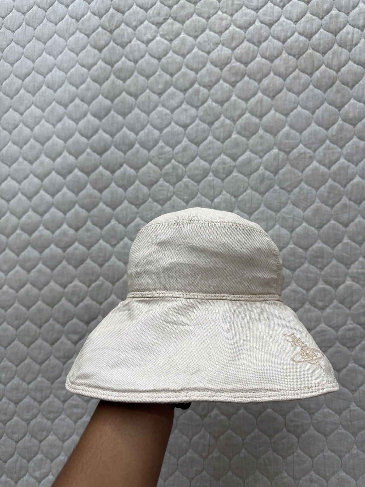 Vivienne Westwood 🔥🔥🔥STEALS VINTAGE VIVIENNE WESTWOOD HAT Size ONE SIZE - 11 Thumbnail