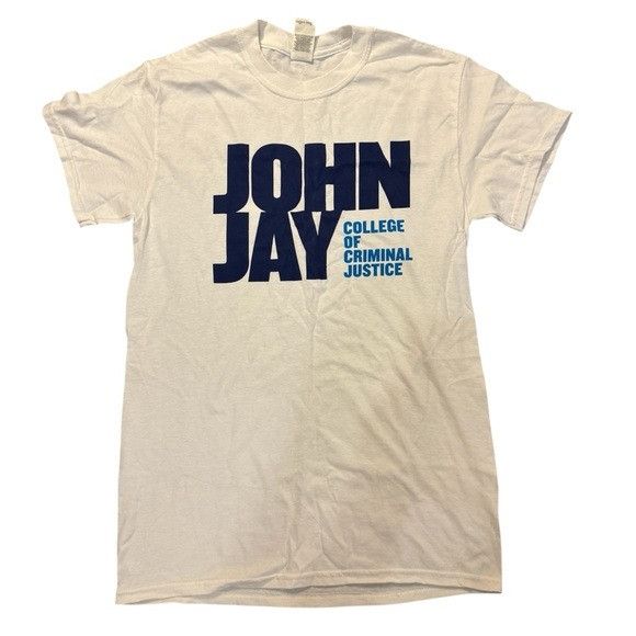 Gildan John Jay College/CUNY Gildan White Graphic T-Shirt Class of Size S / US 4 / IT 40 - 1 Thumbnail