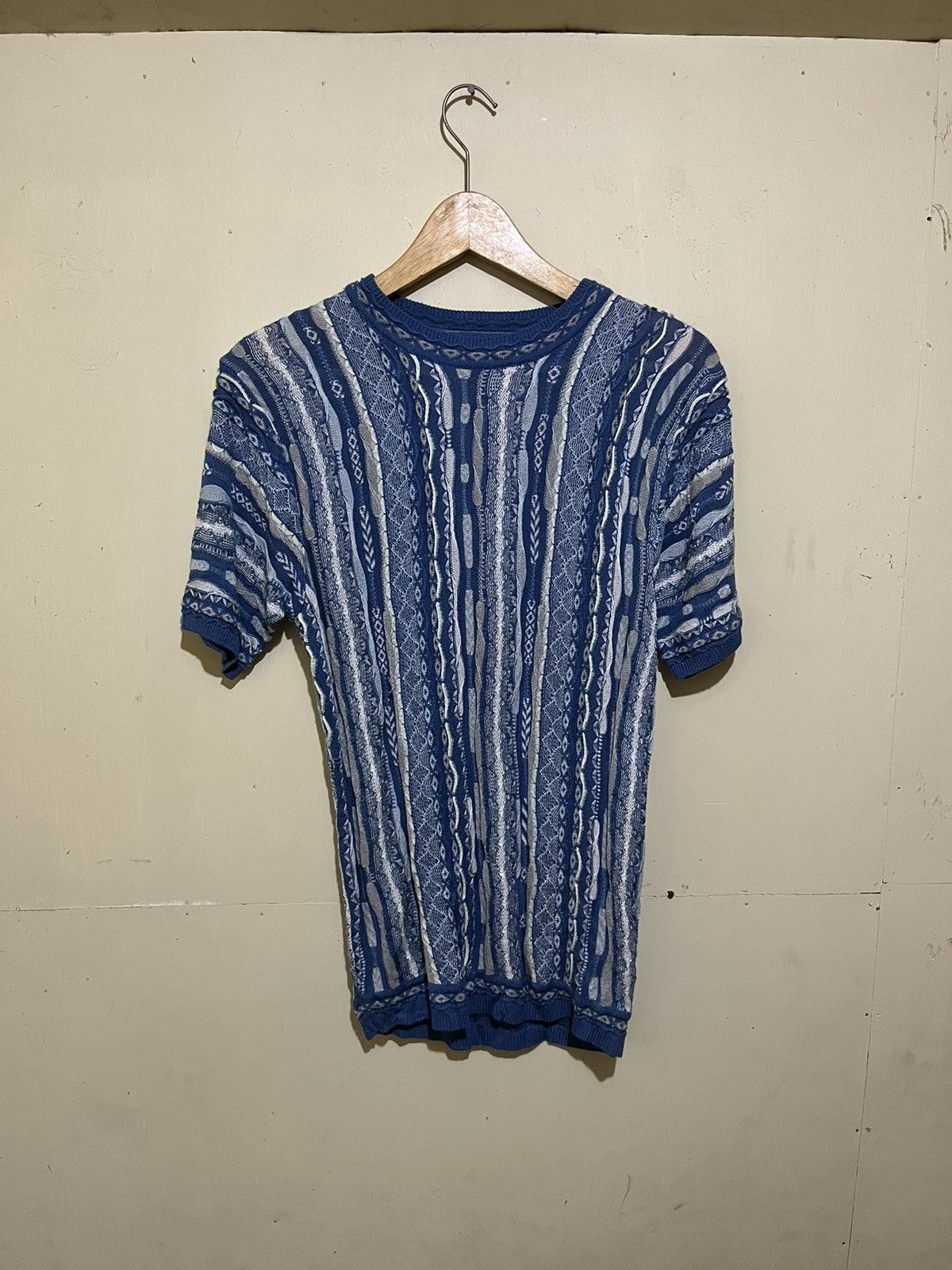 Coogi VINTAGE 90S OLD COUNTRY COOGI TEE Size US S / EU 44-46 / 1 - 5 Thumbnail