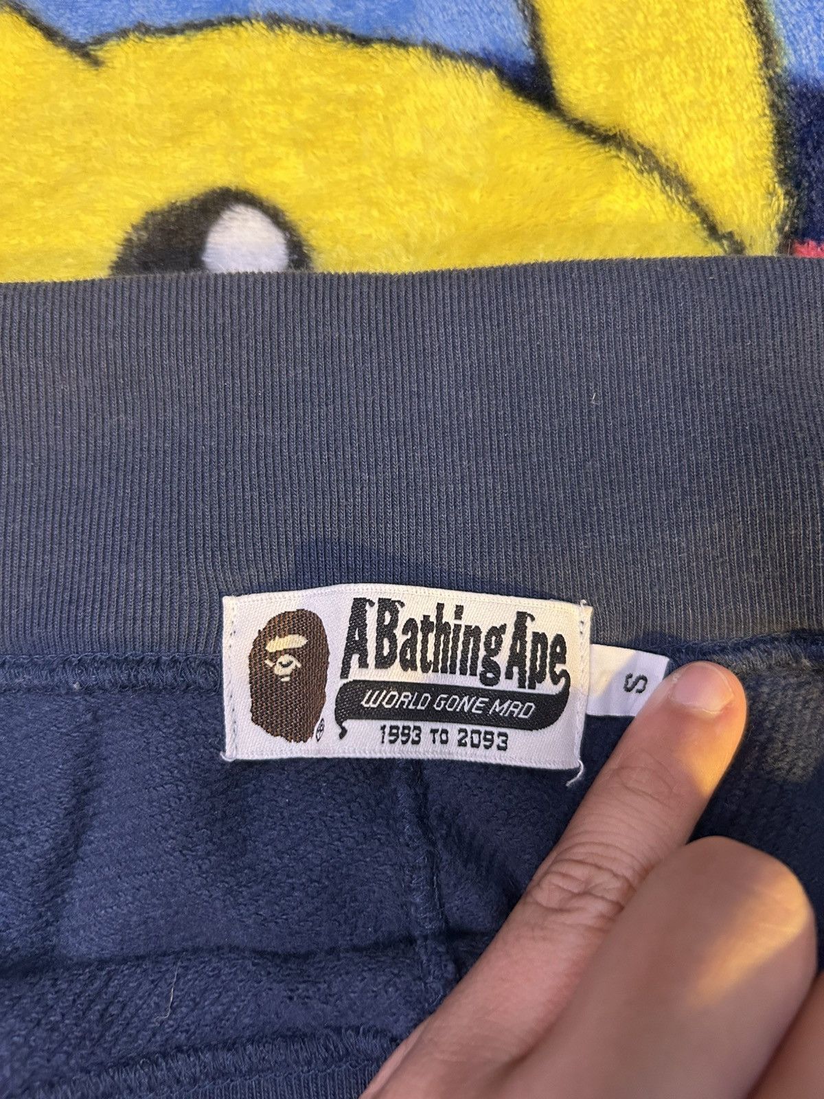 Bape Bape Big Logo sweatpants Size US 31 - 5 Thumbnail