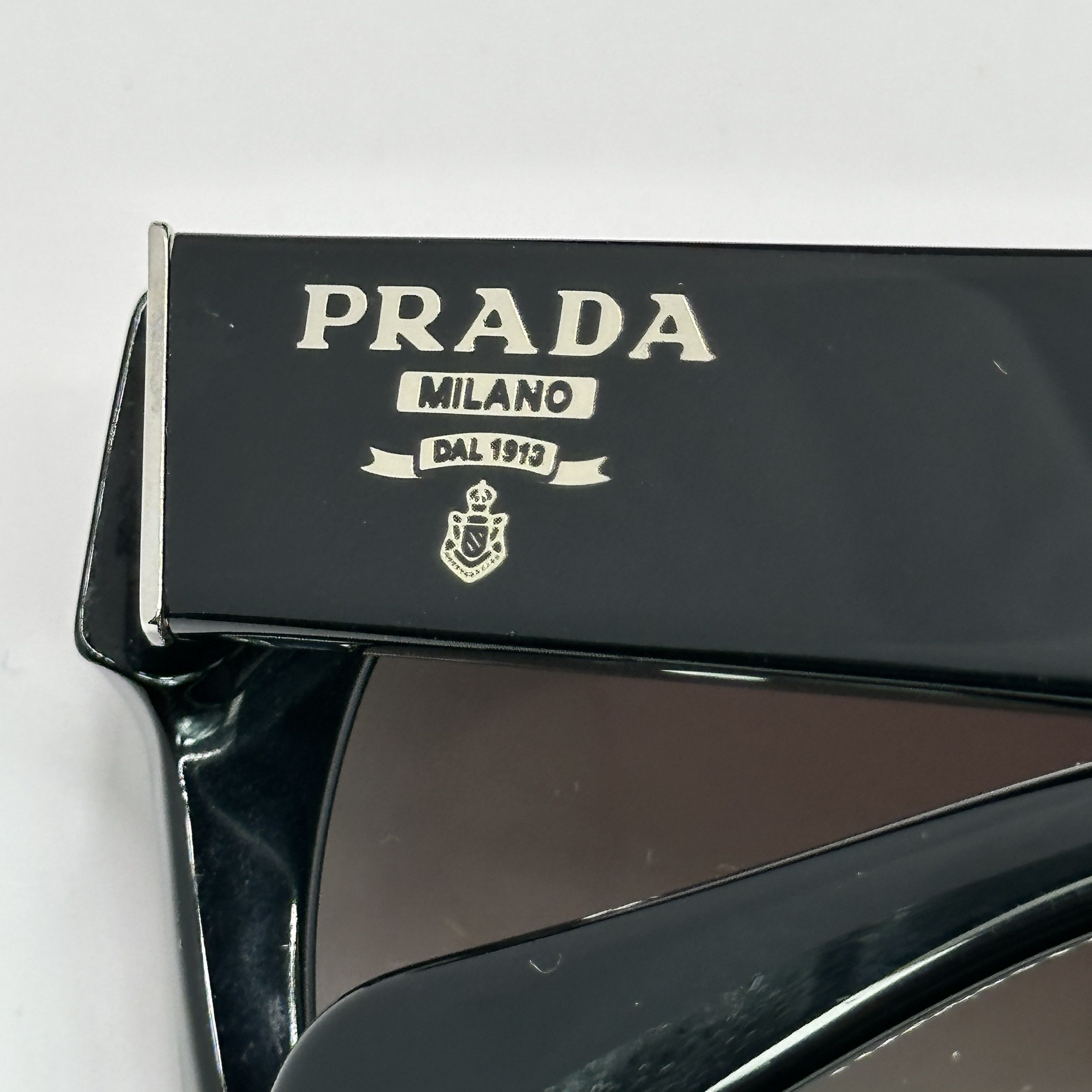 Prada × Vintage Vintage Prada Swing Cat Eye Sunglasses 00s Size ONE SIZE - 9 Thumbnail