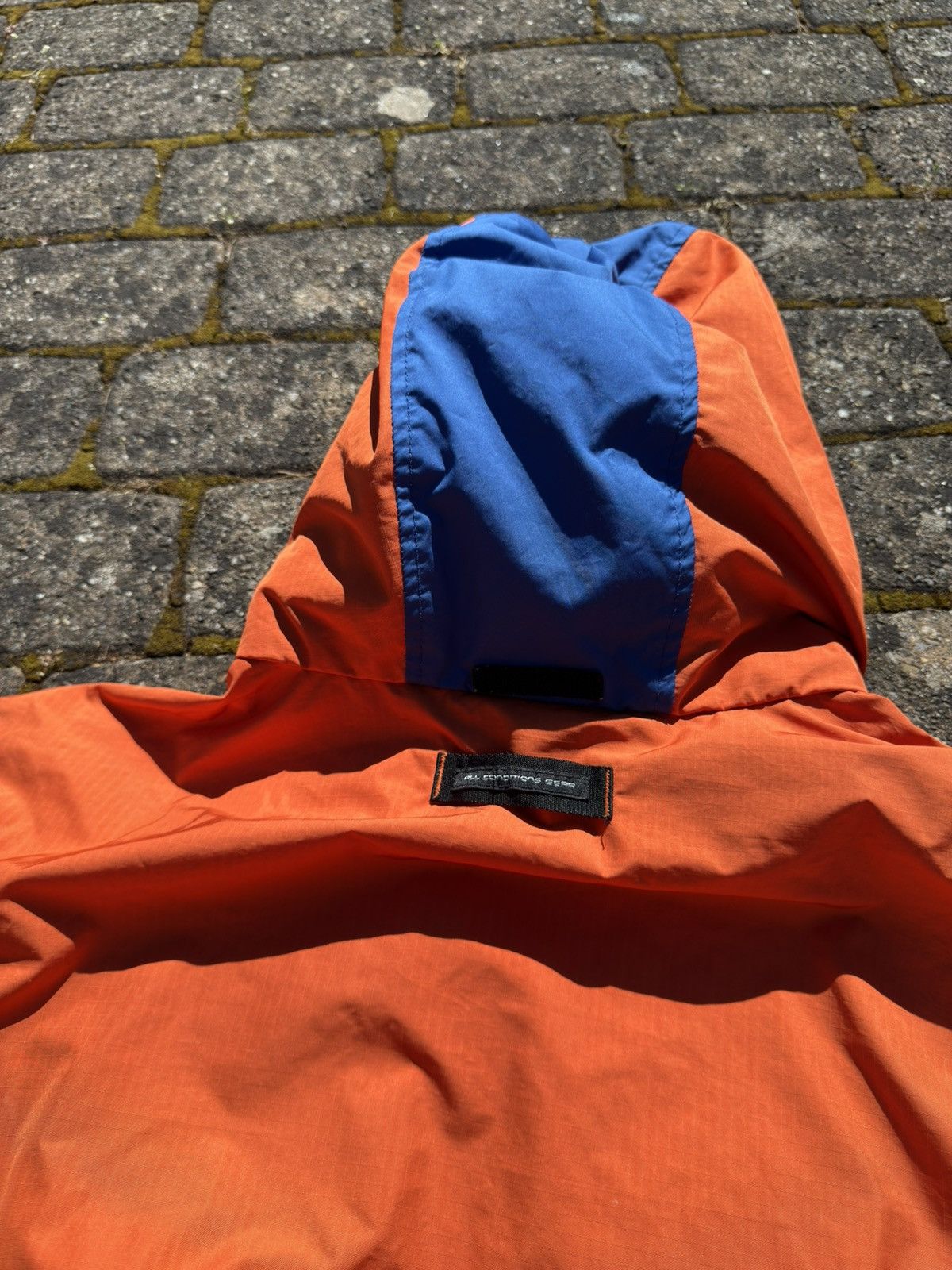Nike ACG Vintage 1997 Nike ACG Ventilated Packable Shell Jacket Size US S / EU 44-46 / 1 - 12 Thumbnail