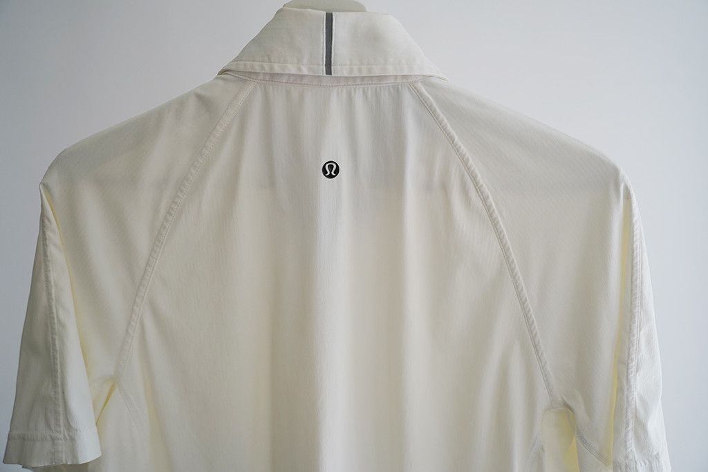 Lululemon Short Sleeve Button Up Size US S / EU 44-46 / 1 - 2 Thumbnail