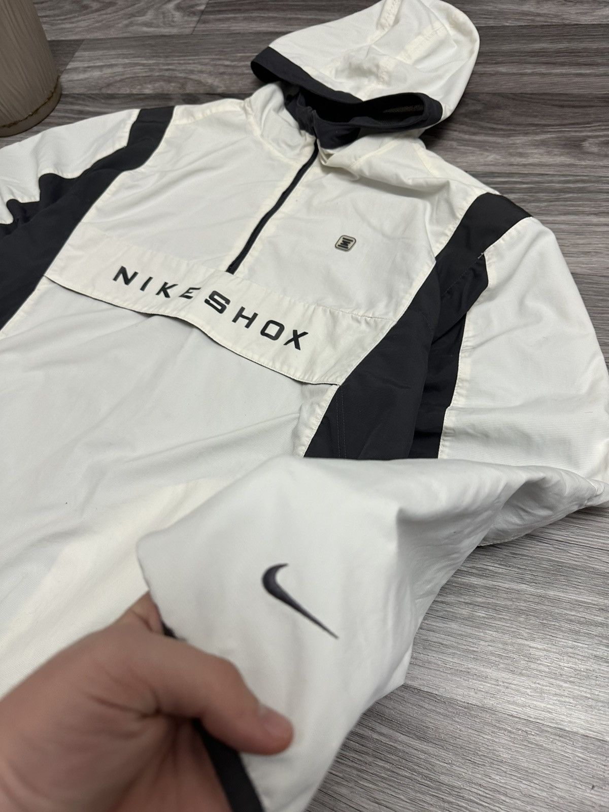 Nike Nike SHOX Tn Vintage 00s Big Logo White Nylon Anorak Size US L / EU 52-54 / 3 - 9 Thumbnail
