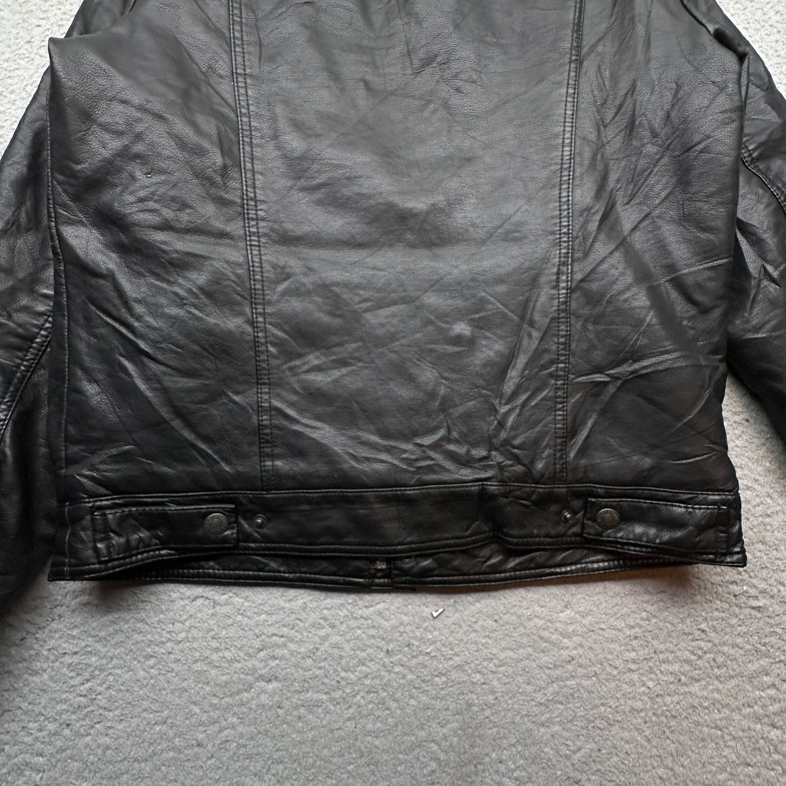 Levi's Levis Mens Faux Leather Sherpa Lined Trucker Jacket Small Size US S / EU 44-46 / 1 - 10 Thumbnail