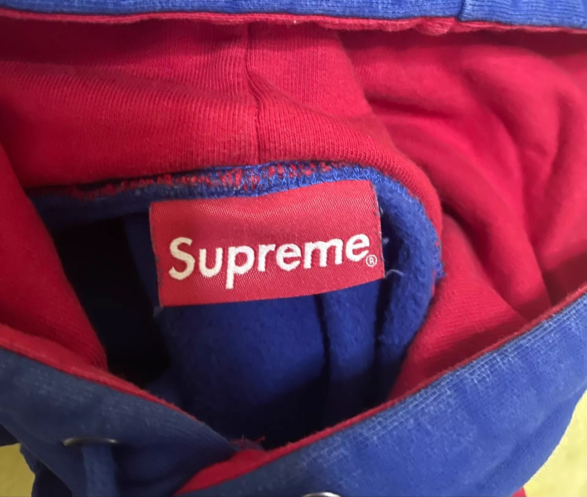 Supreme Supreme Red & Blue Color Block Hoodie L Logo Sleeve Badge Size US L / EU 52-54 / 3 - 4 Thumbnail