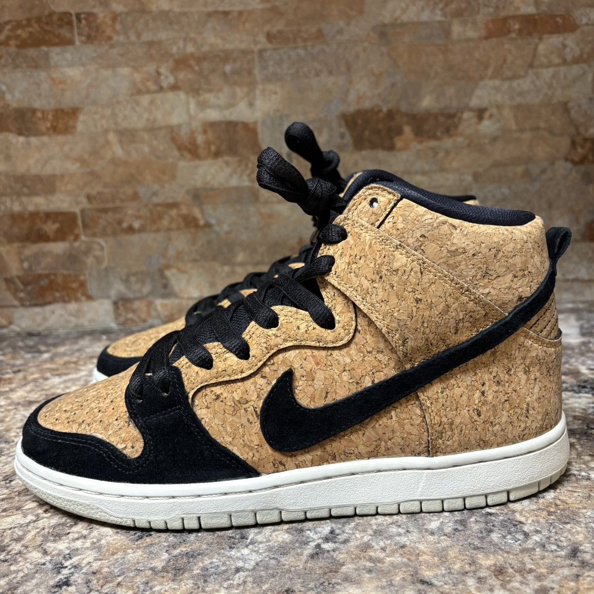 Nike SB Nike SB Dunk Premium High 2015 Cork Size 8 Size US 8 / EU 41 - 2 Thumbnail