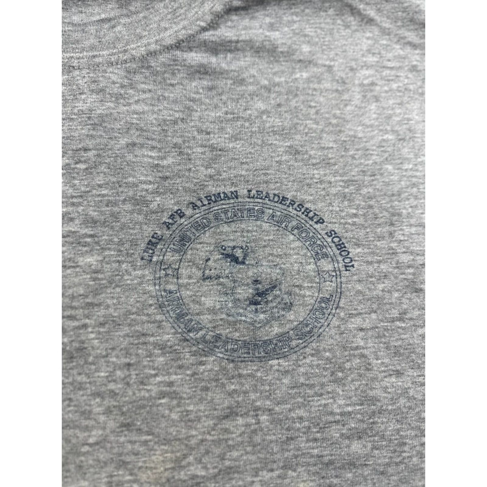 Gildan United States Air Force Shirt Mens Medium Gray Ultra Blend USAF Military Size US M / EU 48-50 / 2 - 3 Thumbnail