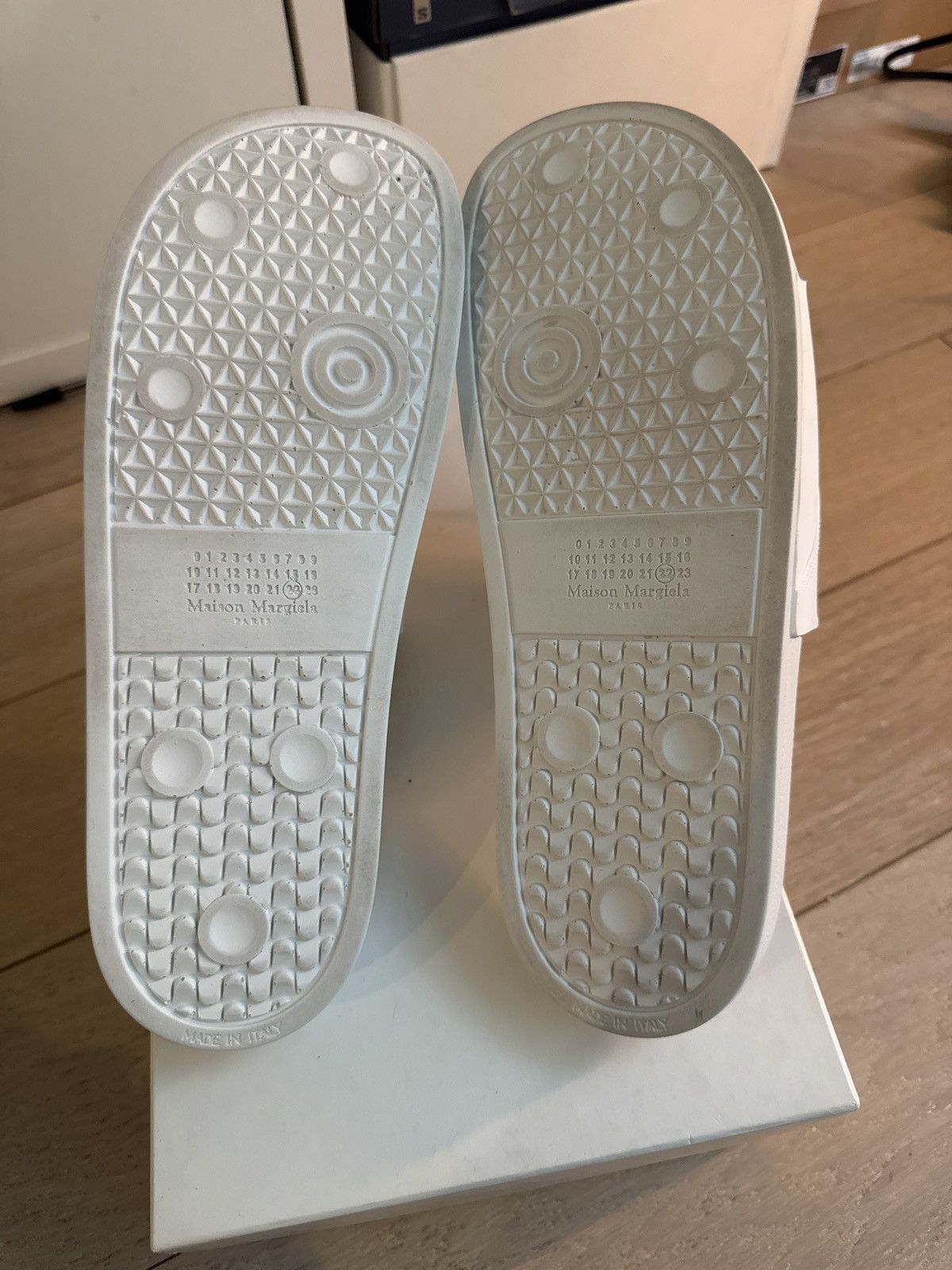 Maison Margiela Margiela white lace up slides 45 Size US 12 / EU 45 - 5 Thumbnail