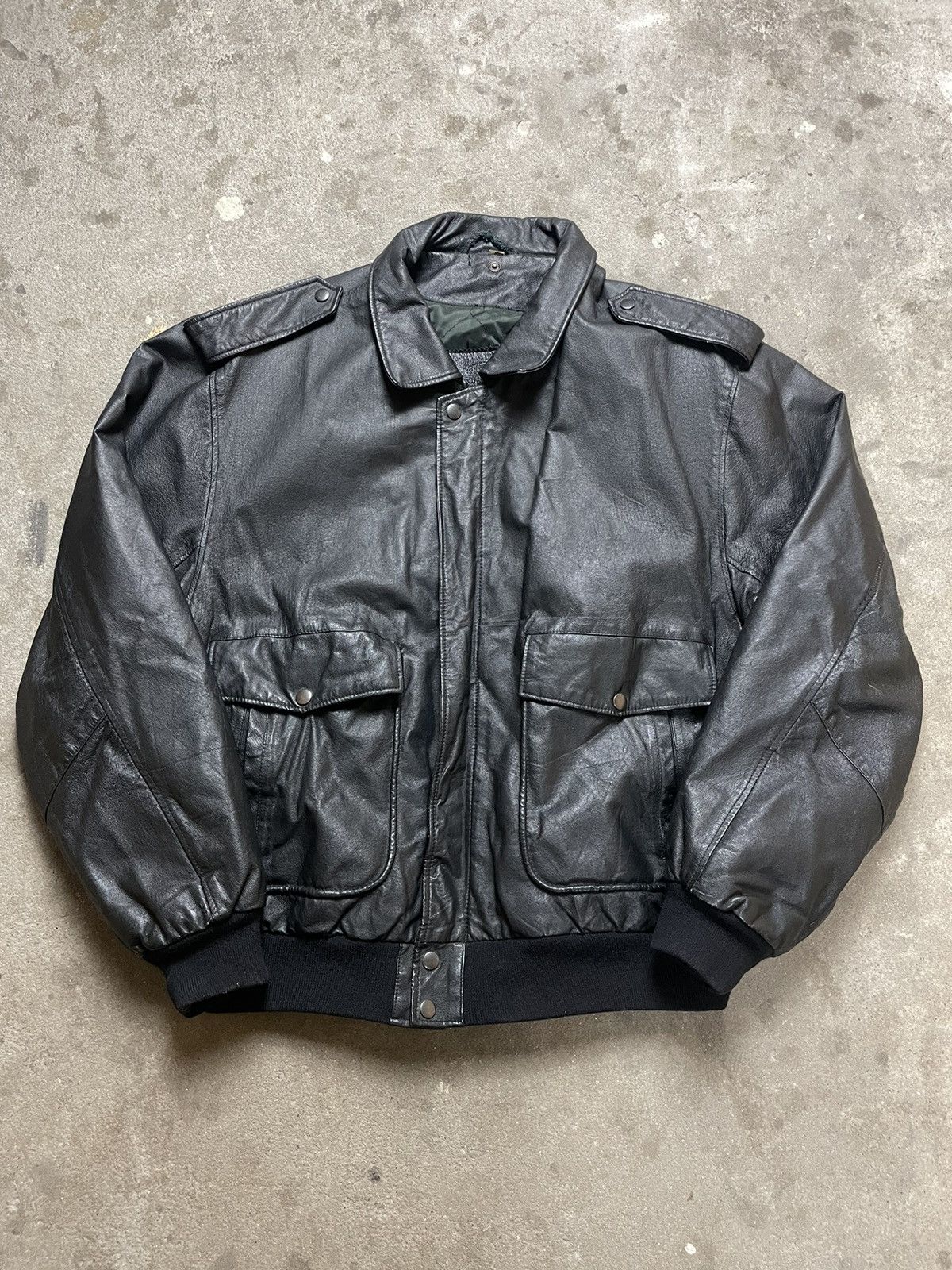 Image of Avant Garde x Leather Jacket Vintage 90's High Quality Genuine Leather Jacket Bomber Hype in Black 