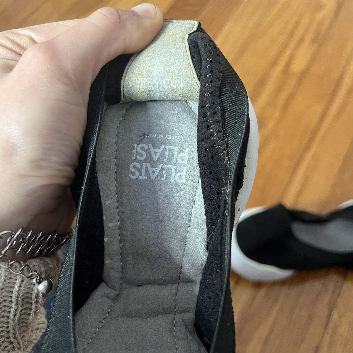 Issey Miyake × Pleats Please Issey Miyake Issey Miyake ballet flats Size US 8 / IT 38 - 7 Thumbnail