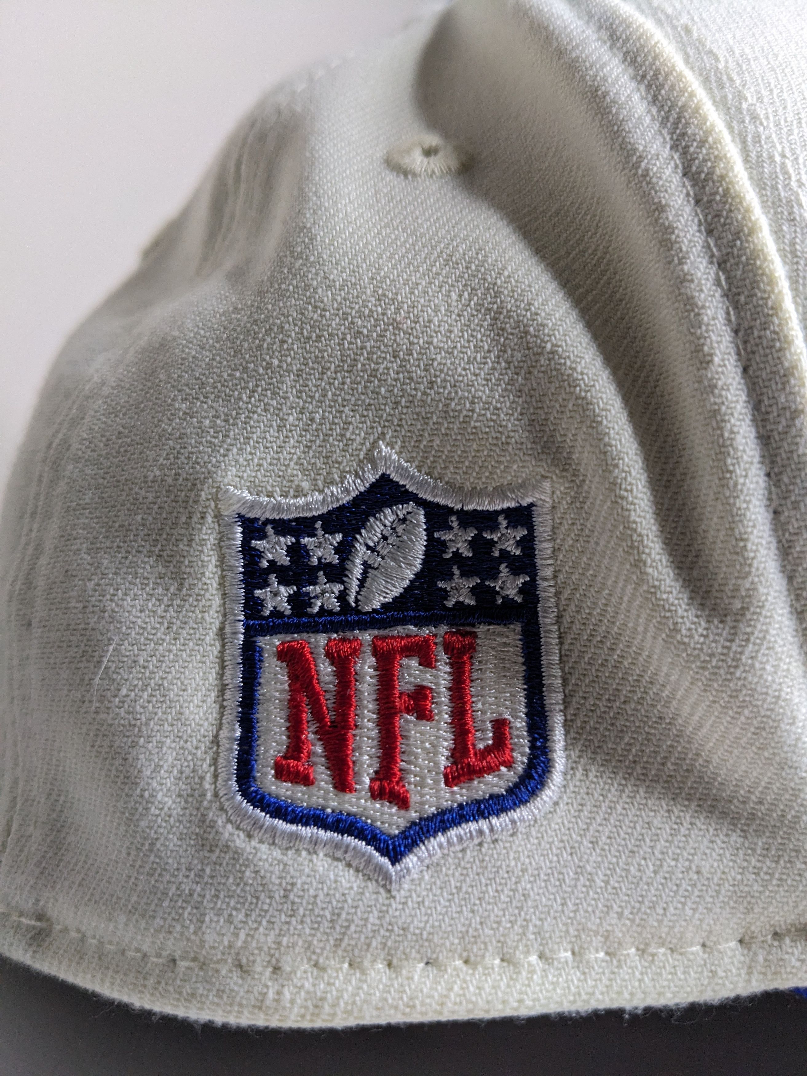New Era Buffalo Bills New Era Hat Cap 39Thirty Size M/L Fitted NFL Size ONE SIZE - 3 Thumbnail