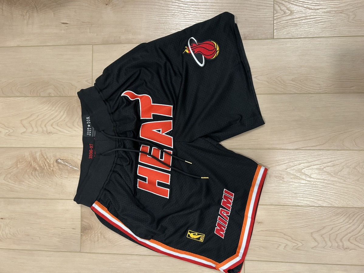 NBA Nba short Size US 32 / EU 48 - 1 Thumbnail