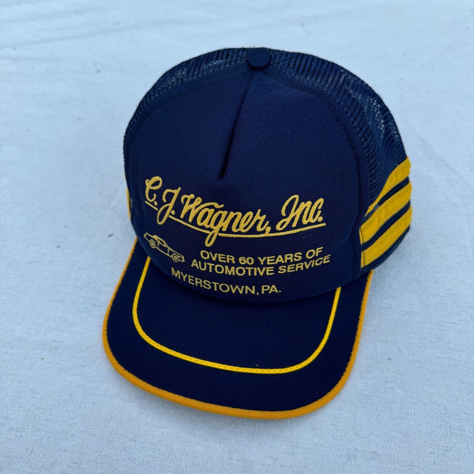 Vintage Vintage C J Wagner Inc 3 Stripe Mesh Snapback Trucker Hat Size ONE SIZE - 1 Thumbnail