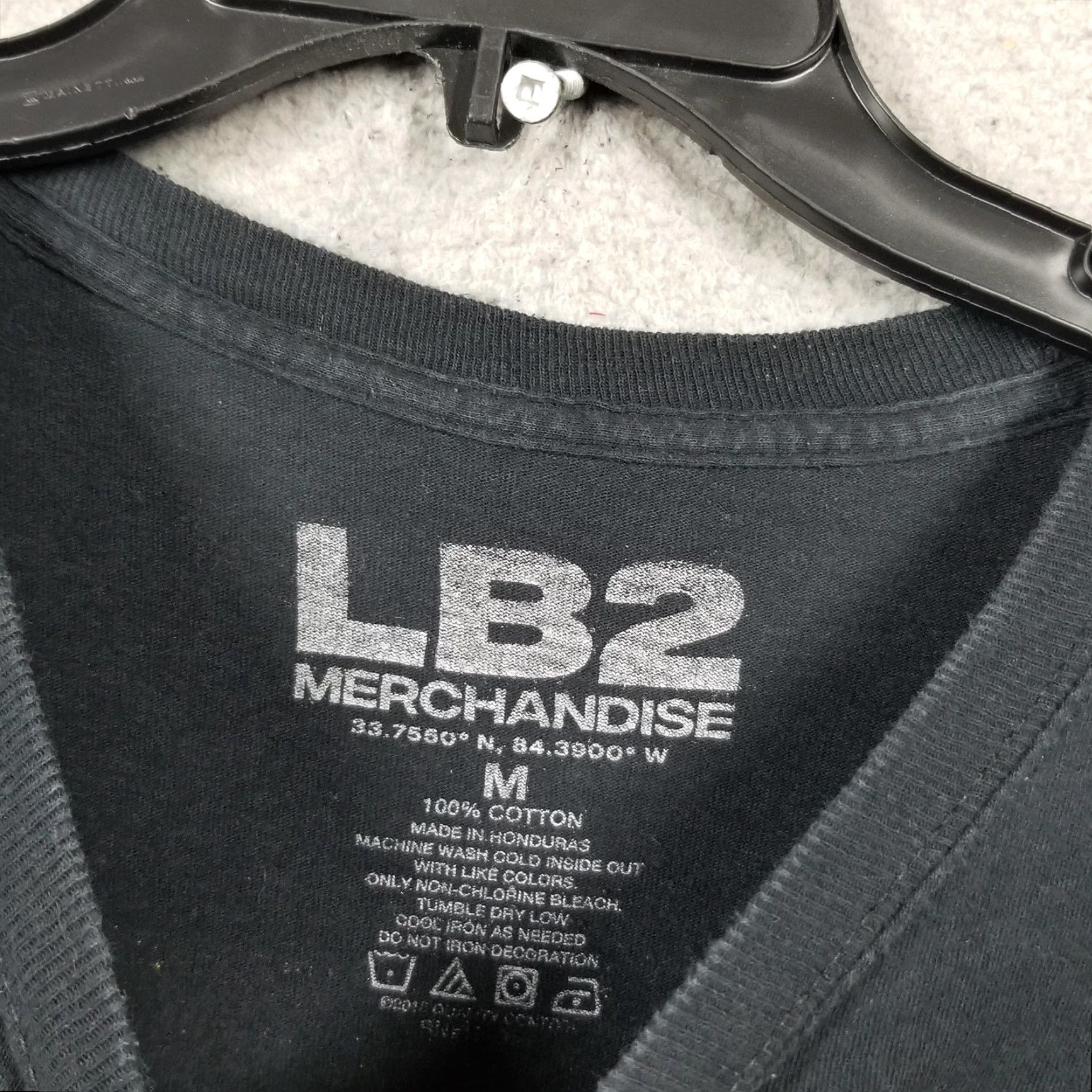 Vintage LB2 Merchandise King Boat Shirt Mens Medium Black Long Sleeve Crew Neck Graphic Print 90s Concert Theme Music Shirt Men Size US M / EU 48-50 / 2 - 5 Thumbnail