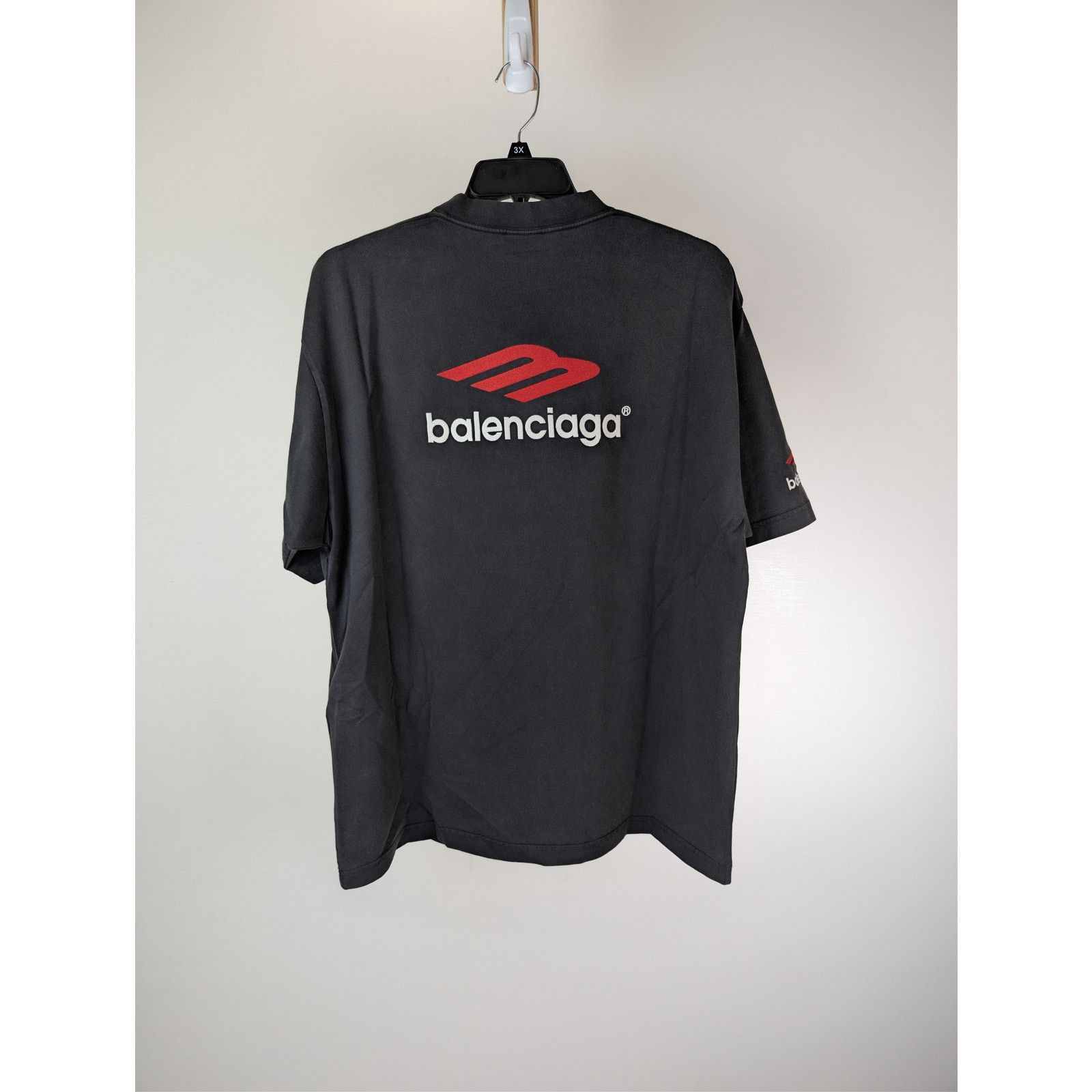 Balenciaga o1rshd1 Medium Fit 3B Sports Icon T-Shirt in Black Size US S / EU 44-46 / 1 - 9 Thumbnail