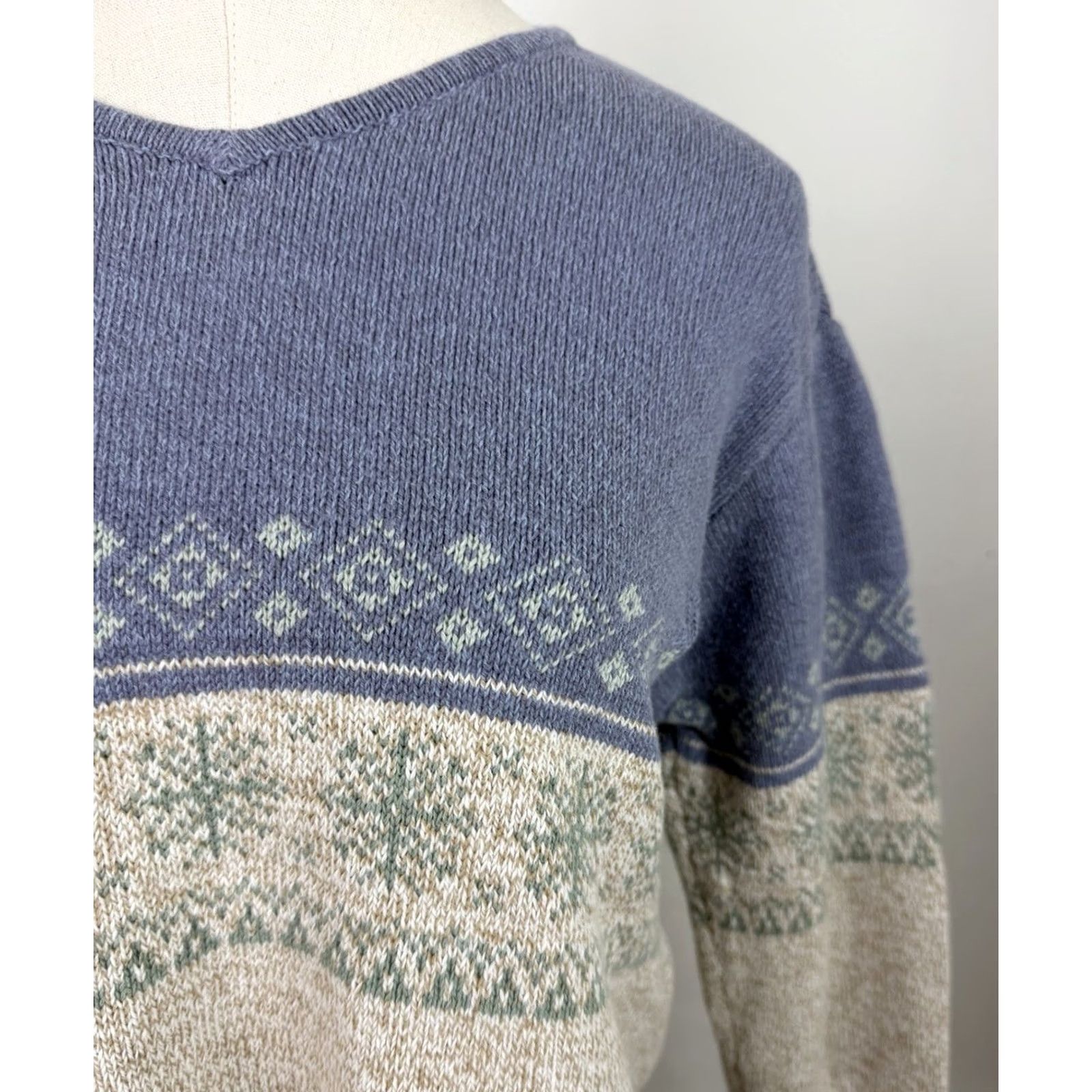 Liz Claiborne VINTAGE Liz Claiborne Sweater Woman Petite PM Beige 100% Cotton Knit Fair Isle Pullover Long Sleeve V-Neck Size M / US 6-8 / IT 42-44 - 3 Thumbnail