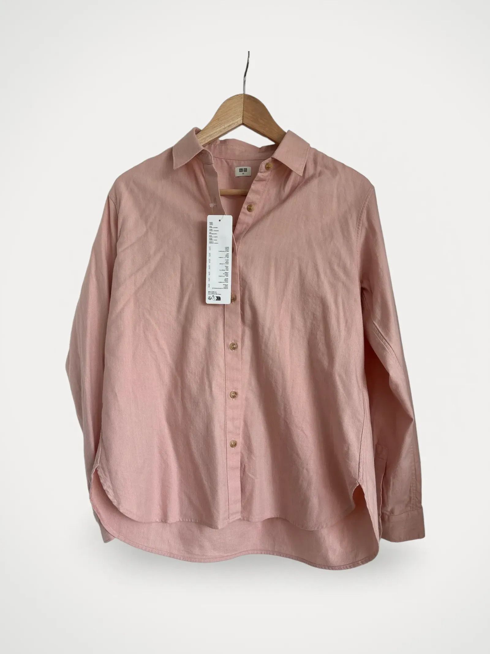 Uniqlo Uniqlo Shirt Size XS / US 0-2 / IT 36-38 - 1 Thumbnail