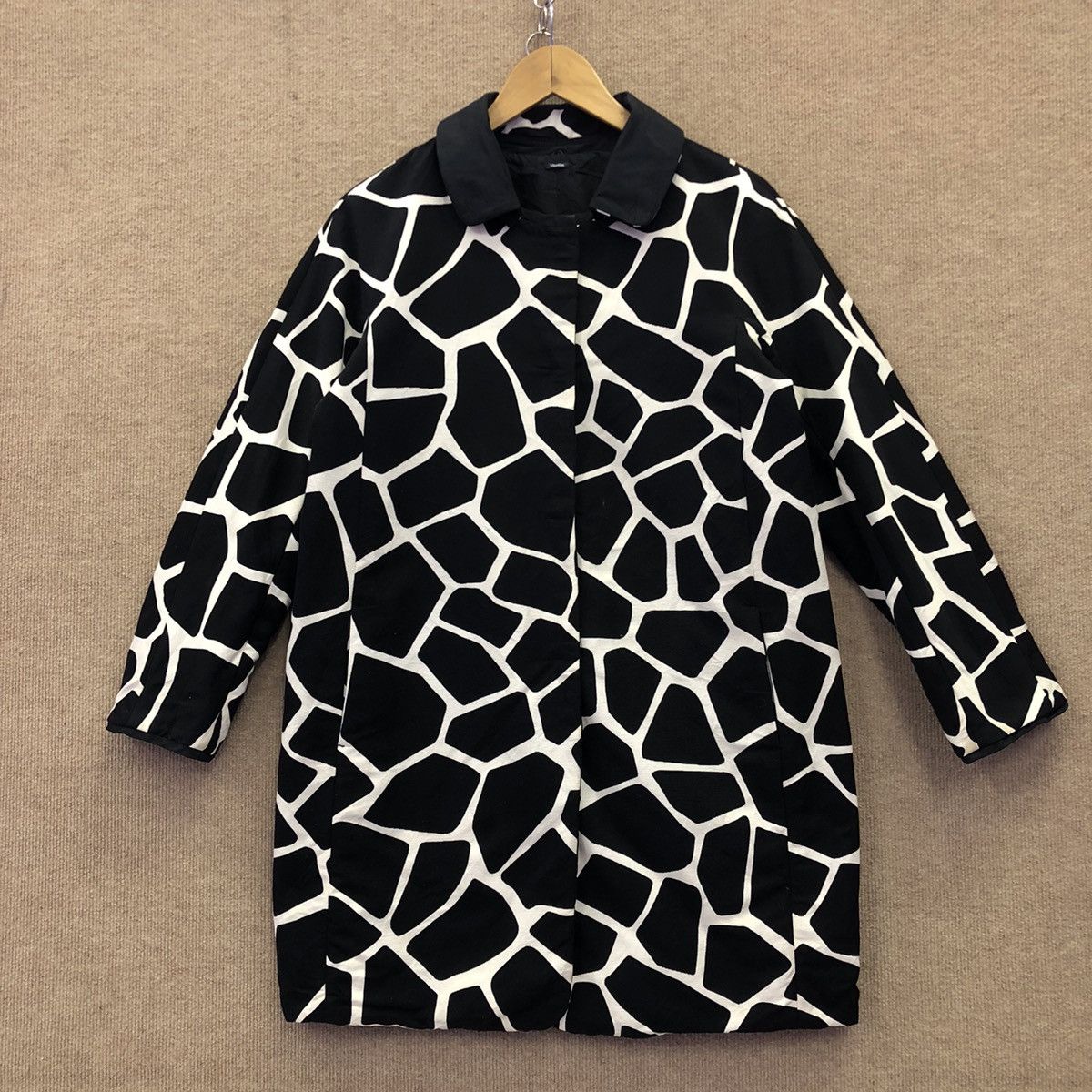 Max Mara S'Max Mara Monochrome Printed Reversible Vada Coat Size S / US 4 / IT 40 - 1 Thumbnail